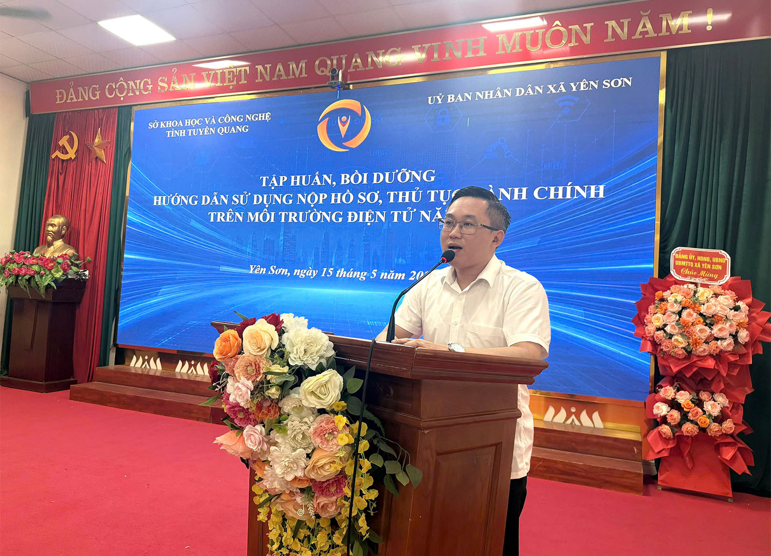 tap-huan-cds8.jpg