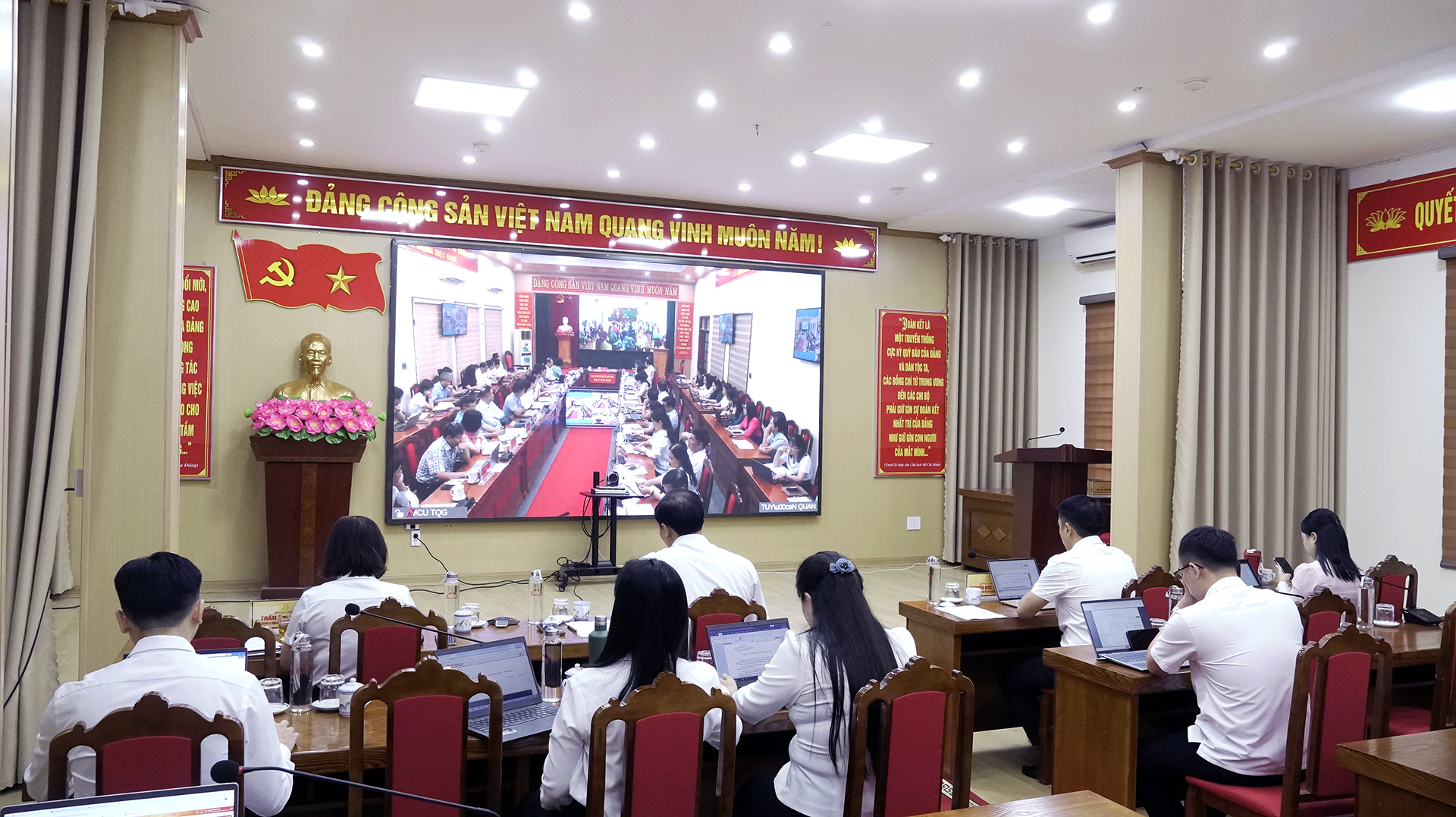 sơ kết tuyên giáo tỉnh 6 tháng đầu năm (1).jpg