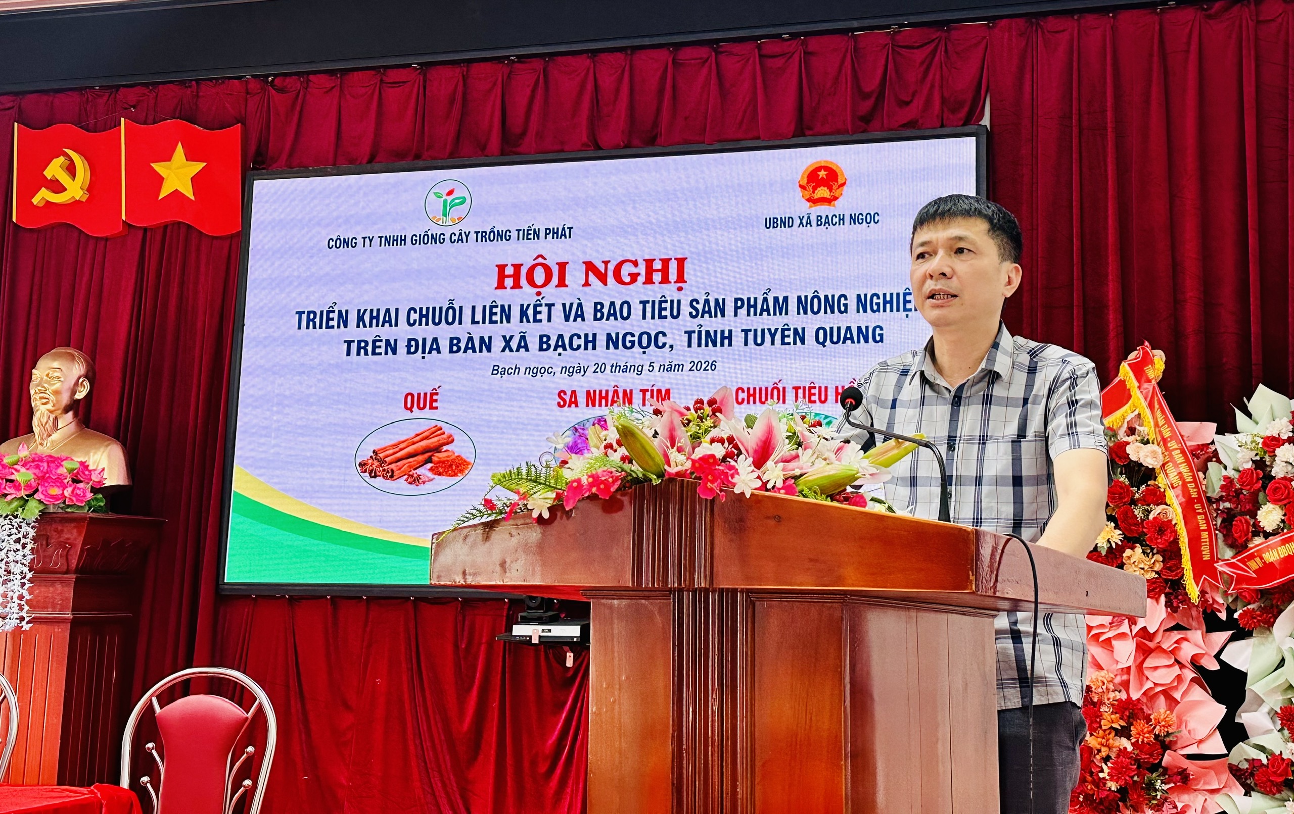 Hội nghị triển khai chuỗi liên kết, bao tiêu sản phẩm nông nghiệp tại xã Bạch Ngọc
