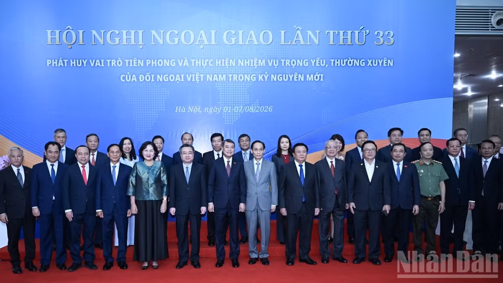 Ngoại giao phục vụ phát triển đất nước trong giai đoạn mới với tư duy đột phá, hành động quyết liệt
