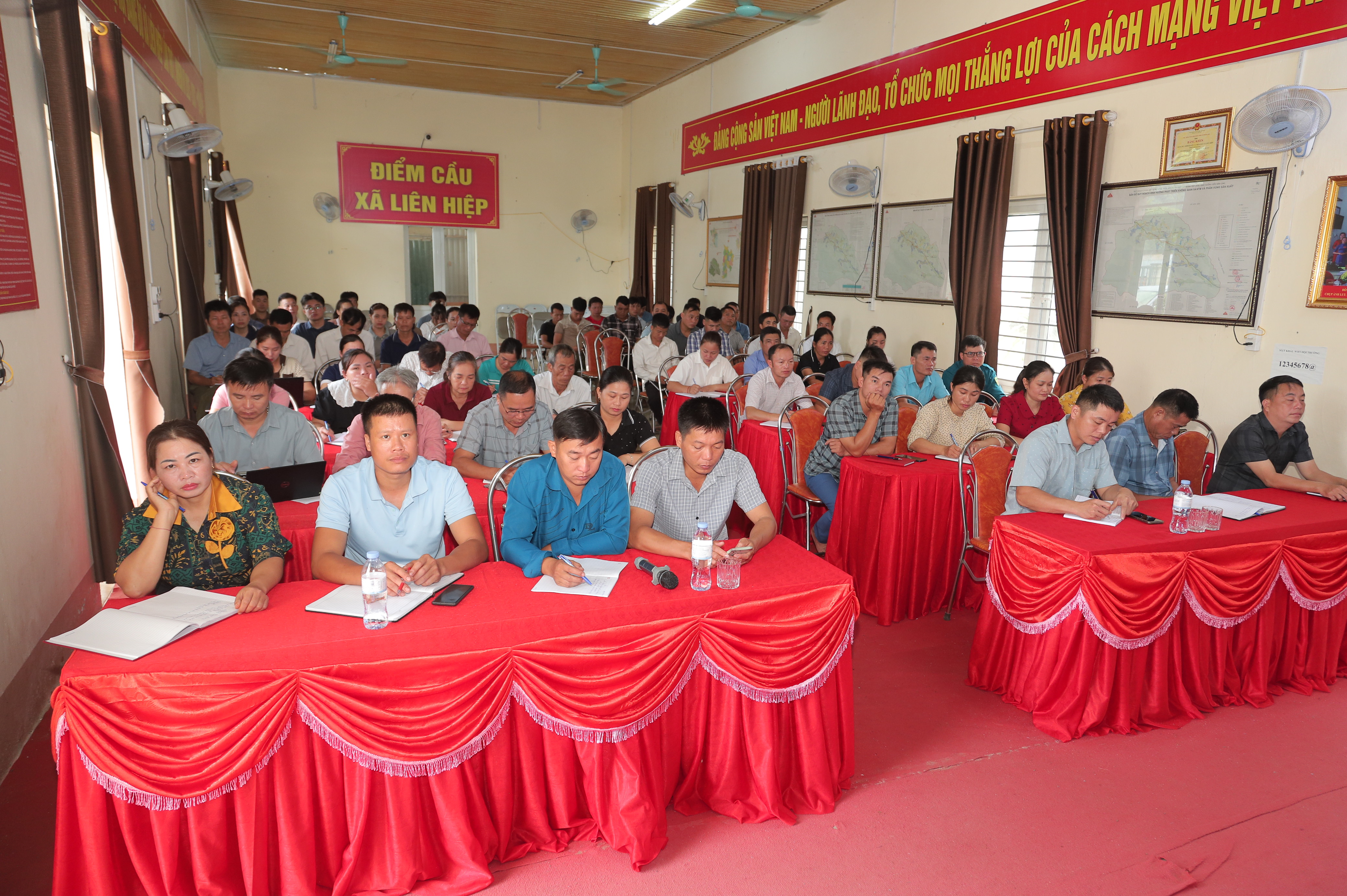 ĐẢNG ỦY XÃ LIÊN HIỆP KHAI GIẢNG LỚP BỒI DƯỠNG CHUYÊN ĐỀ TƯ TƯỞNG HỒ CHÍ MINH KHÓA III NĂM 2026