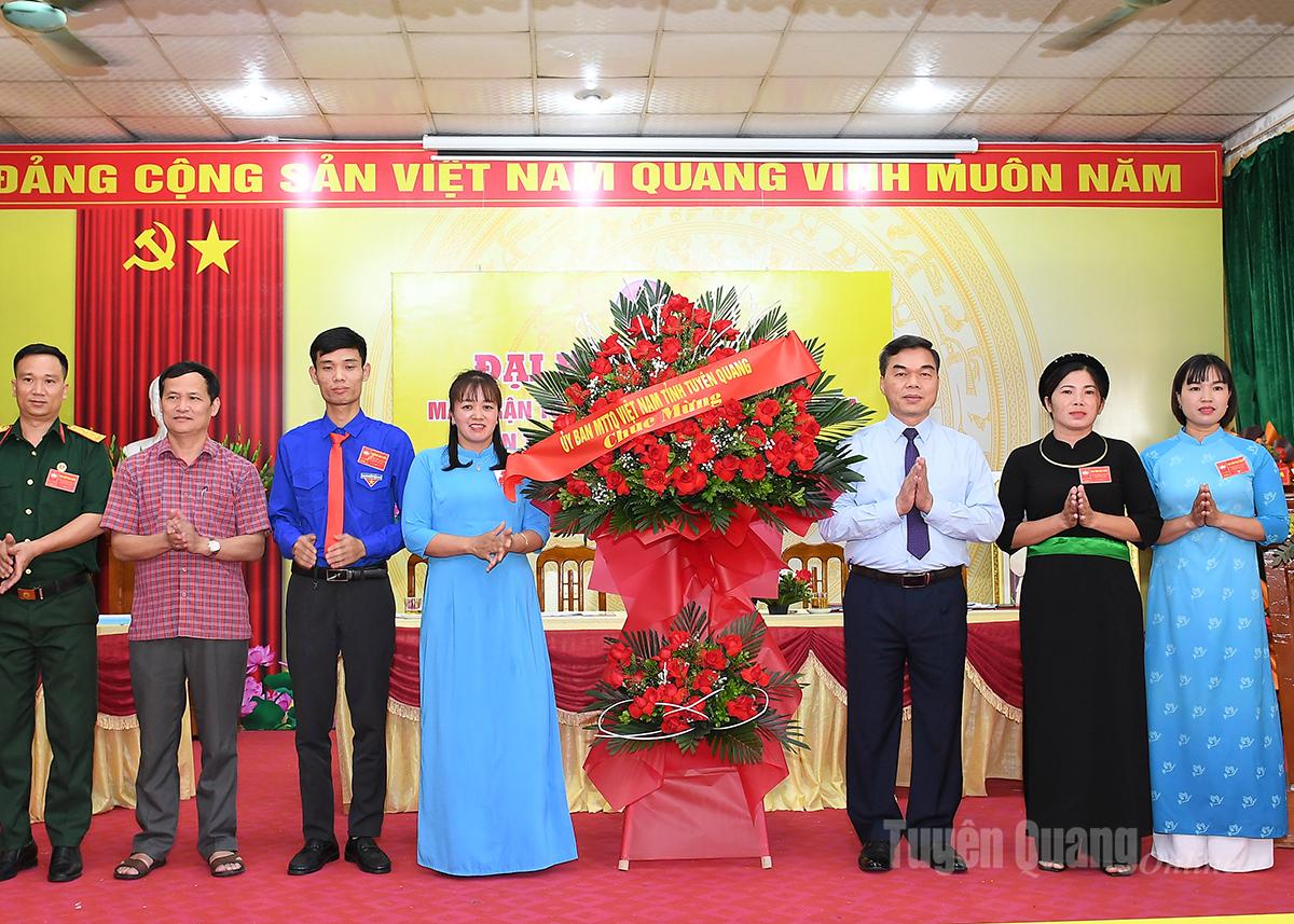 Đồng chí Phó Bí thư Tỉnh ủy, Chủ tịch Ủy ban MTTQ Việt Nam tỉnh Ma Thế Hồng: Cán bộ Mặt trận phải “Gần dân - gần cơ sở - gần không gian số”