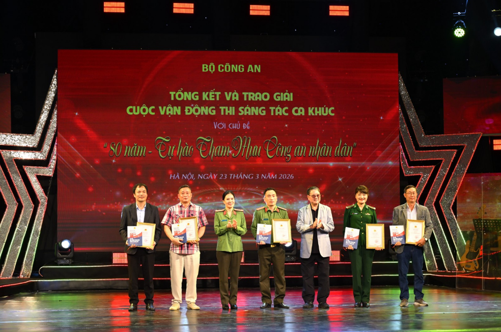 TRAO GIẢI CUỘC VẬN ĐỘNG SÁNG TÁC CA KHÚC VỀ LỰC LƯỢNG THAM MƯU CAND