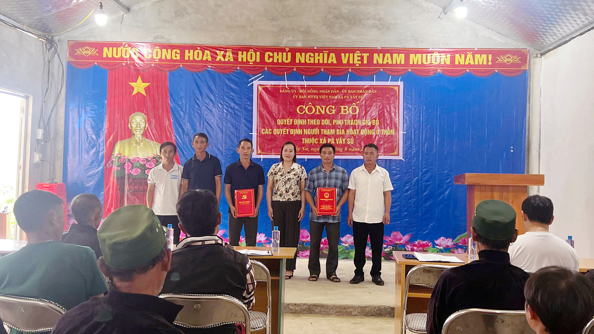 ngày hội ANTQ thôn suôi thầu (2).jpg