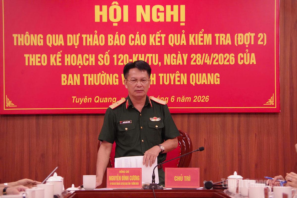 Đoàn Kiểm tra, giám sát số 568 của Ban Thường vụ Tỉnh ủy thông qua dự thảo báo cáo kết quả kiểm tra đối với Ban Thường vụ Đảng ủy 8 xã gồm: Mèo Vạc, Khâu Vai, Tát Ngà, Niêm Sơn, Sơn Vĩ, Thái Hòa, Hùng Đức và Yên Sơn