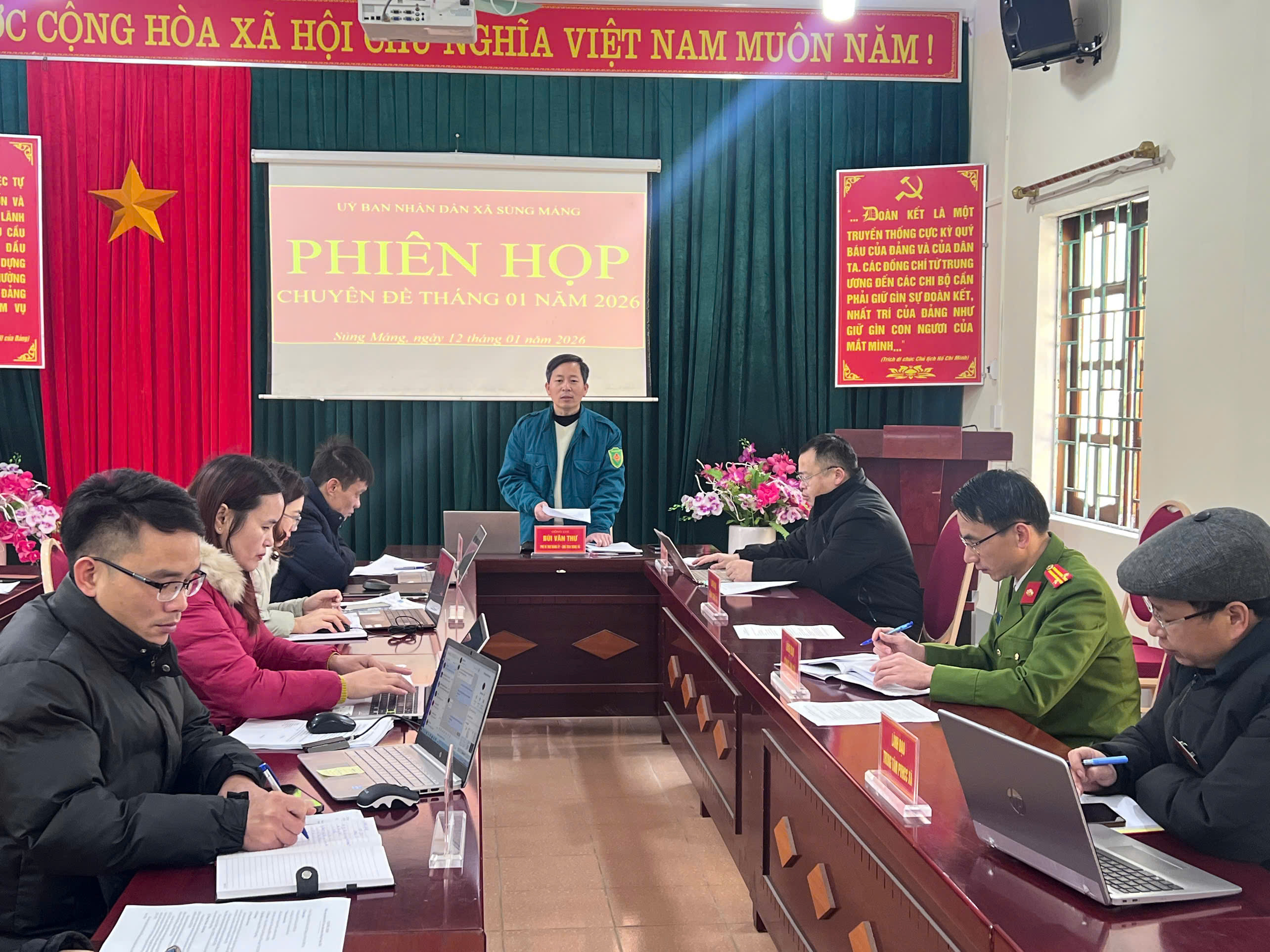 UBND xã Sủng Máng tổ chức phiên họp chuyên đề tháng 01/2026