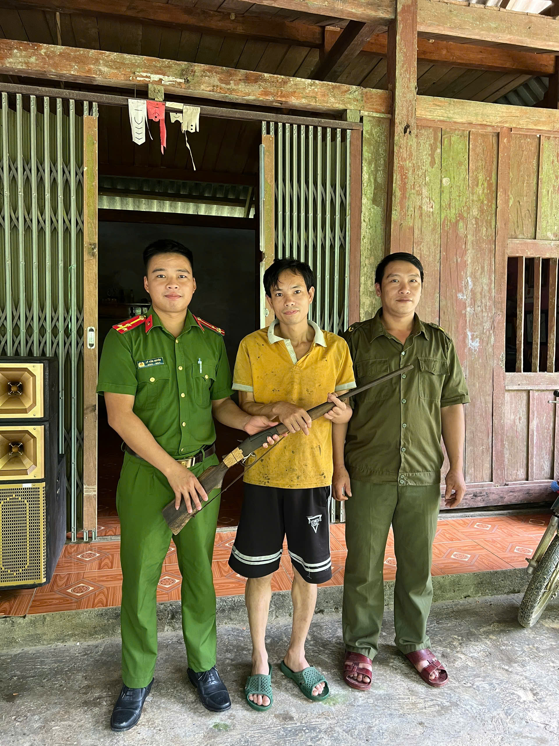 YÊN LẬP CHUNG TAY ĐẨY LÙI MA TÚY, GIỮ BÌNH YÊN THÔN XÓM