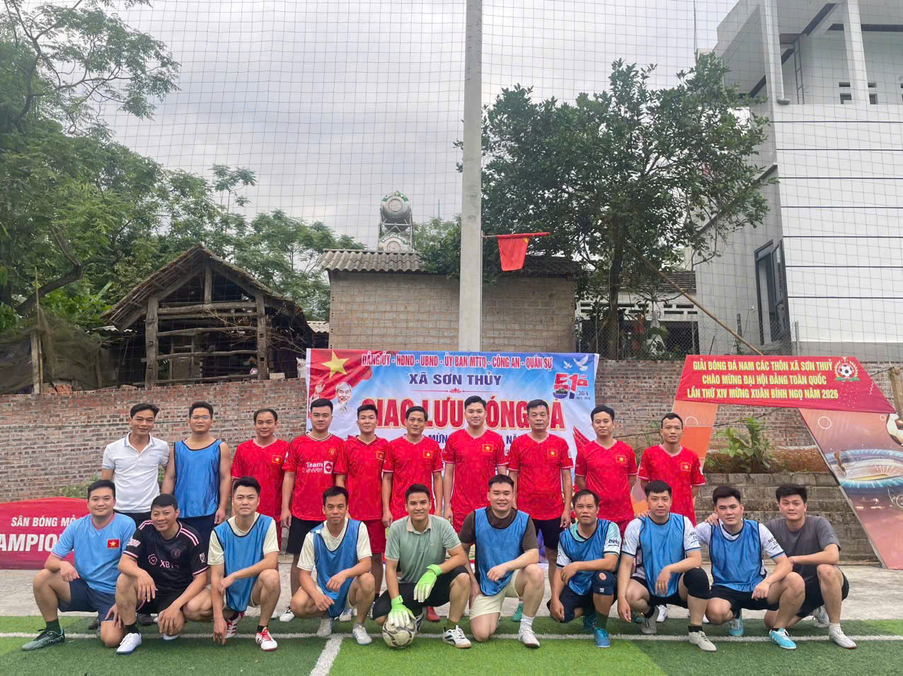 CÔNG AN XÃ SƠN THỦY THIẾT THỰC CÁC HOẠT ĐỘNG RÈN LUYỆN THỂ THAO THEO GƯƠNG BÁC HỒ VĨ ĐẠI