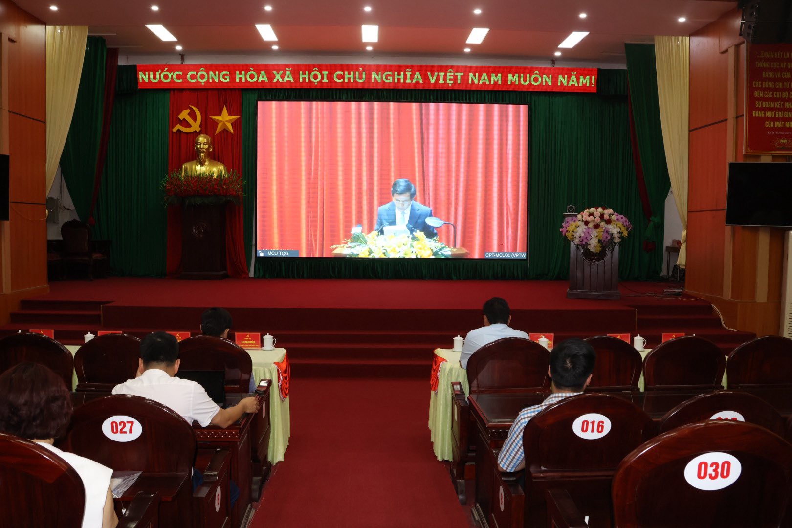 Hội nghị trực tuyến bồi dưỡng nâng cao năng lực cho đội ngũ cán bộ cơ sở