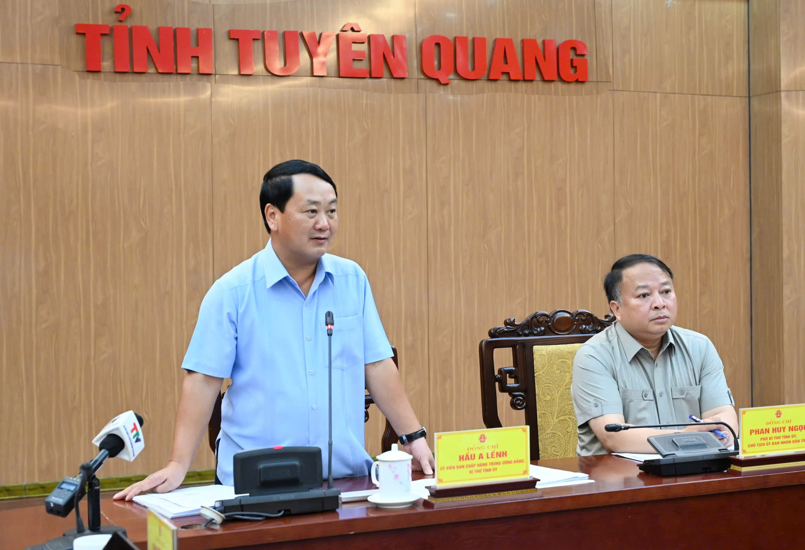 Quyết liệt xử lý các “nút thắt”, thúc đẩy công nghiệp phát triển