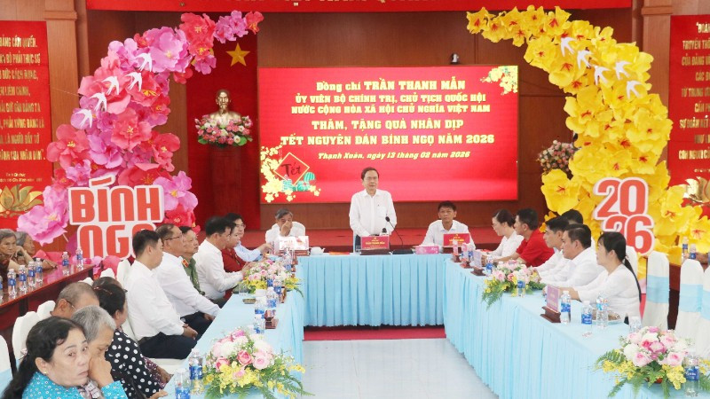 Chủ tịch Quốc hội Trần Thanh Mẫn thăm, tặng quà Tết gia đình chính sách, hộ khó khăn xã Thạnh Xuân, Cần Thơ