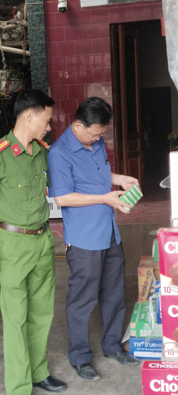 Xã Bình Xa tổ chức kiểm tra an toàn thực phẩm