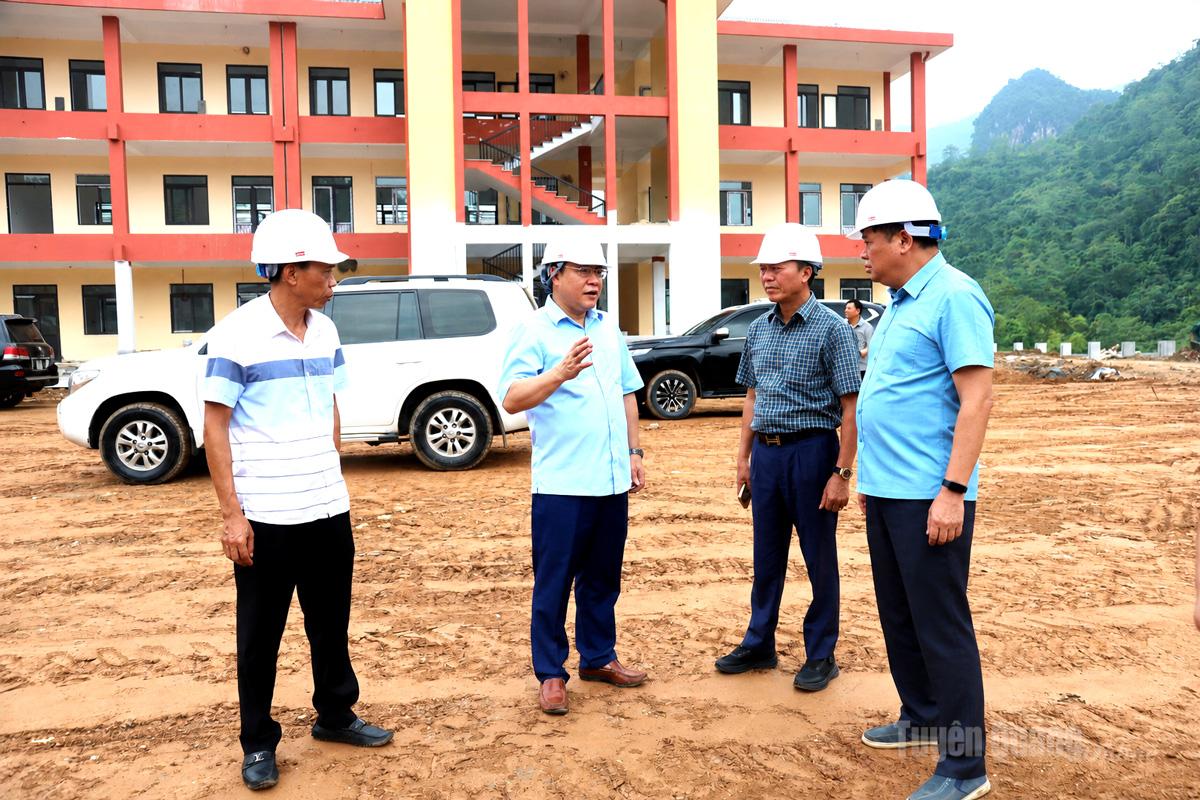 Dồn lực thi công, bảo đảm chất lượng Trường Phổ thông nội trú liên cấp Thanh Thủy