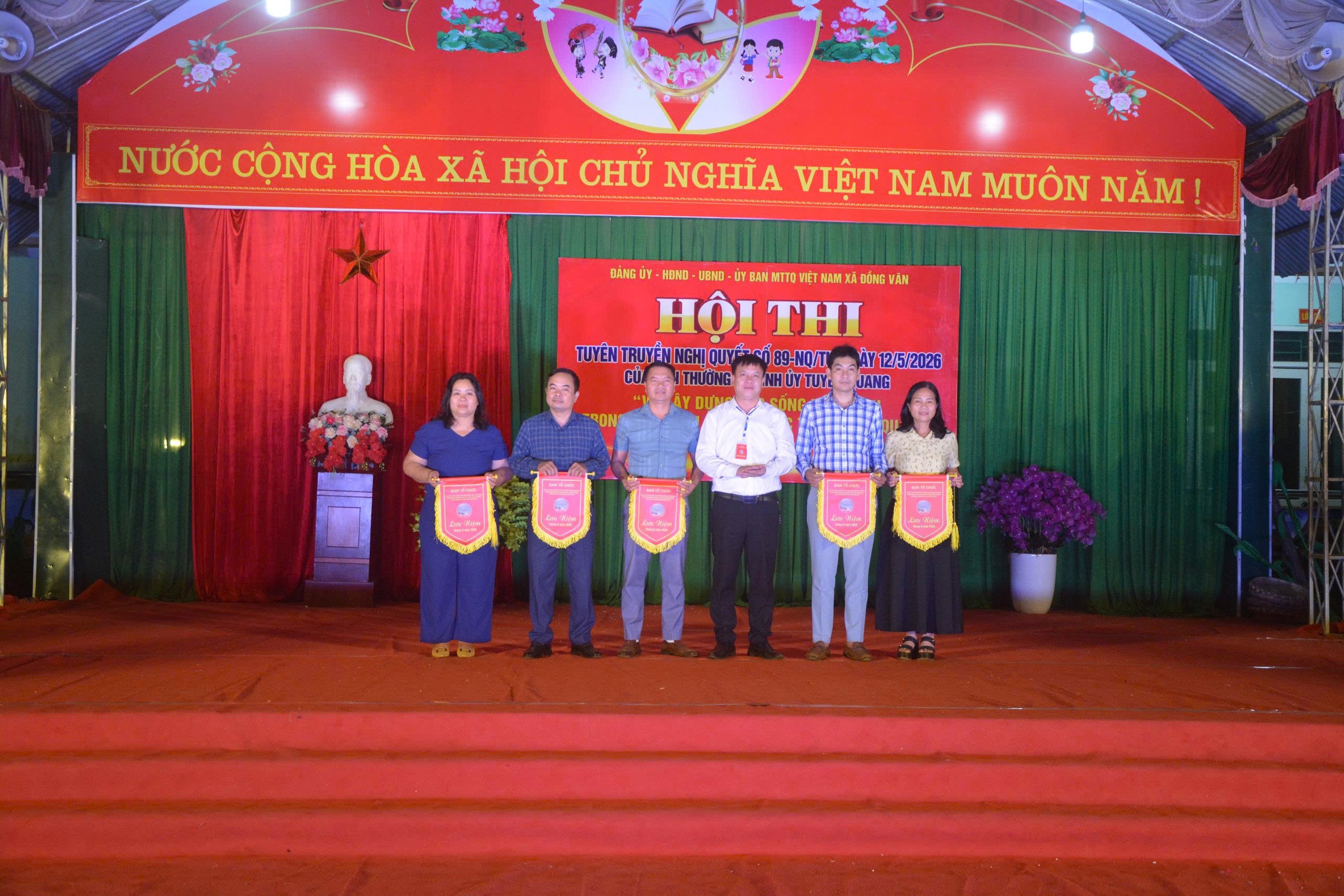 Đồng Văn khai mạc Hội thi tuyên truyền Nghị quyết số 89-NQ/TU về xây dựng nếp sống văn minh