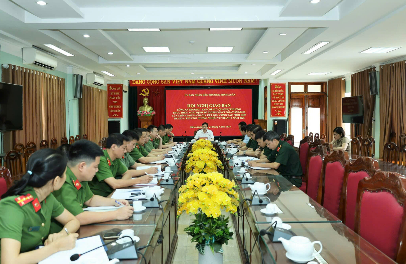 HỘI NGHỊ GIAO BAN CÔNG AN PHƯỜNG VÀ BAN CHỈ HUY QUÂN SỰ PHƯỜNG