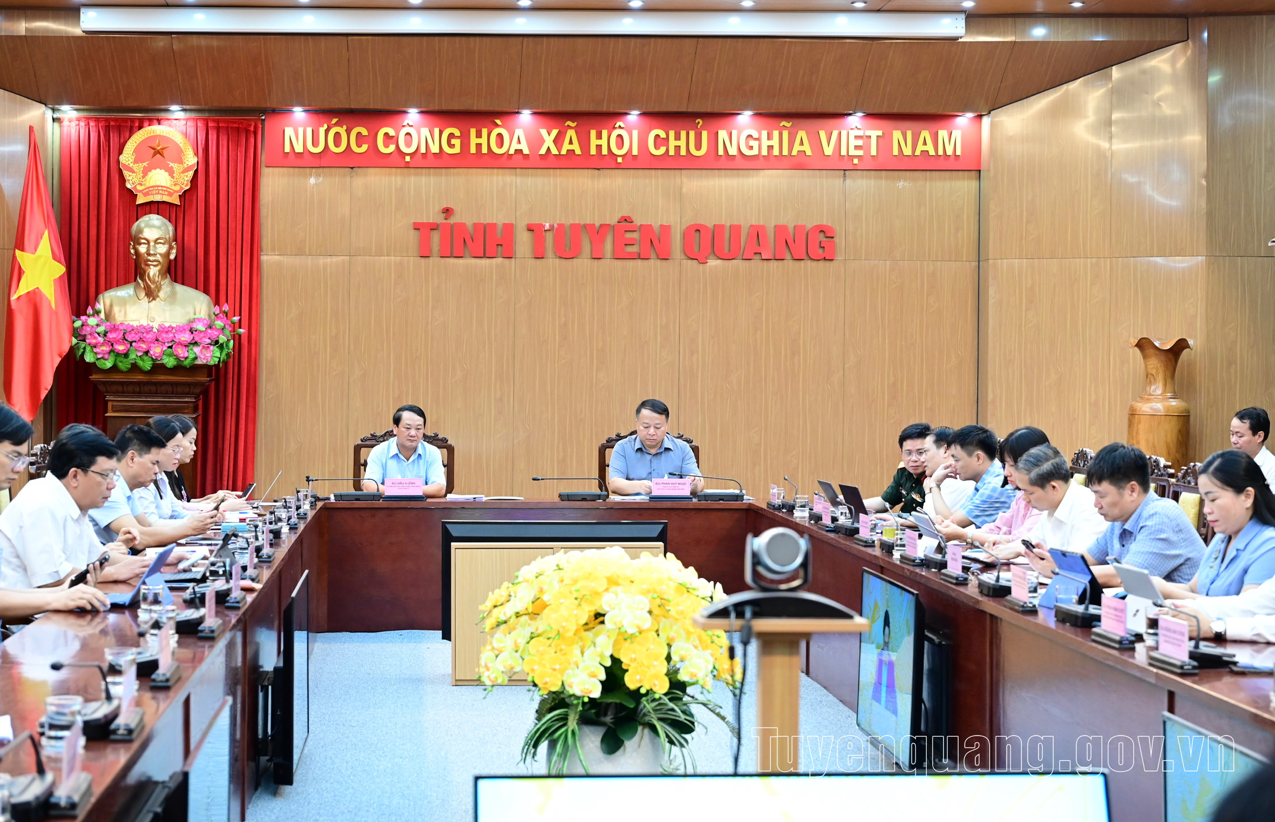 Nỗ lực cao nhất để đạt mục tiêu tăng trưởng kinh tế năm 2025 từ 8,3 - 8,5%