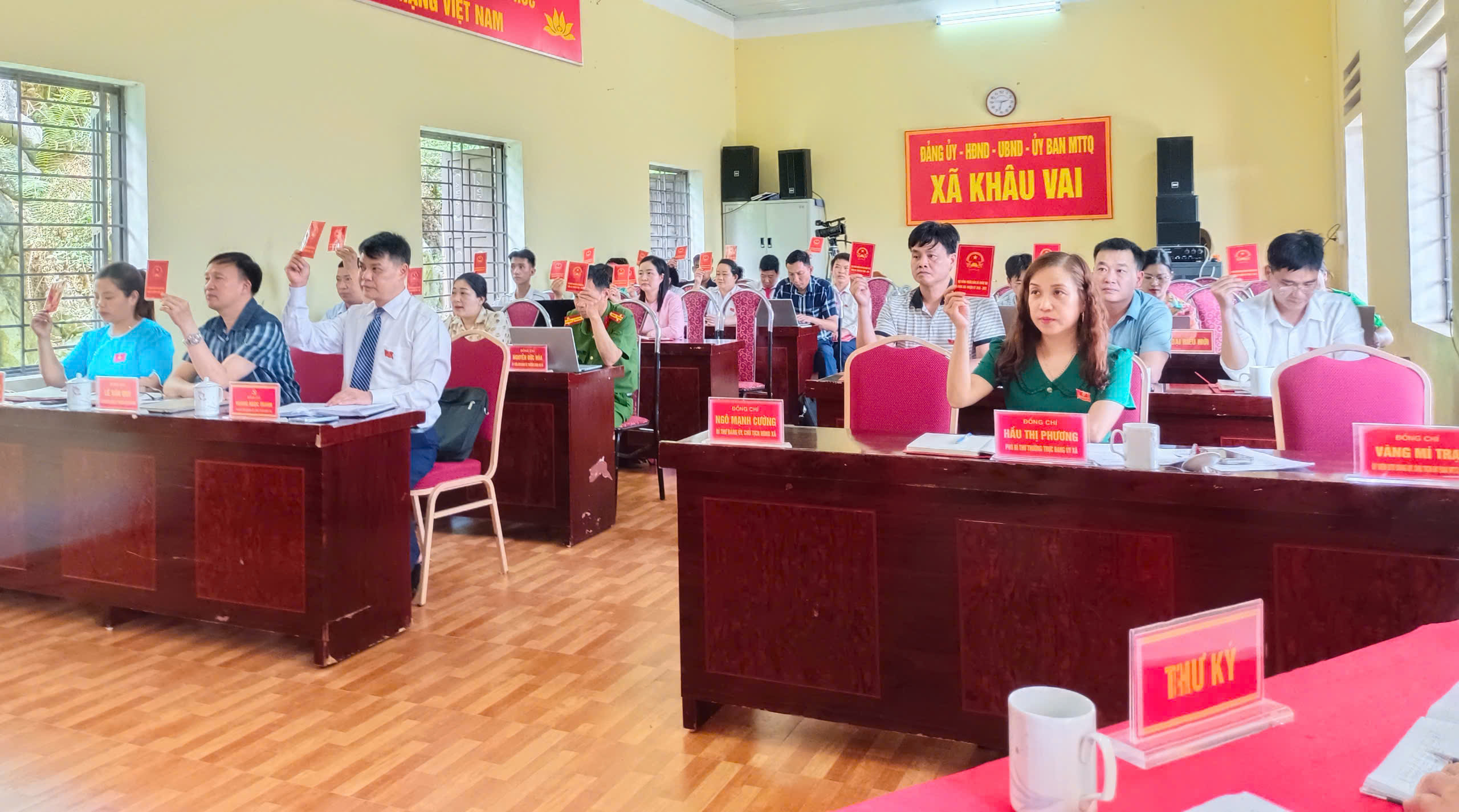 Hội đồng nhân dân xã Khâu Vai tổ chức kỳ họp thứ ba