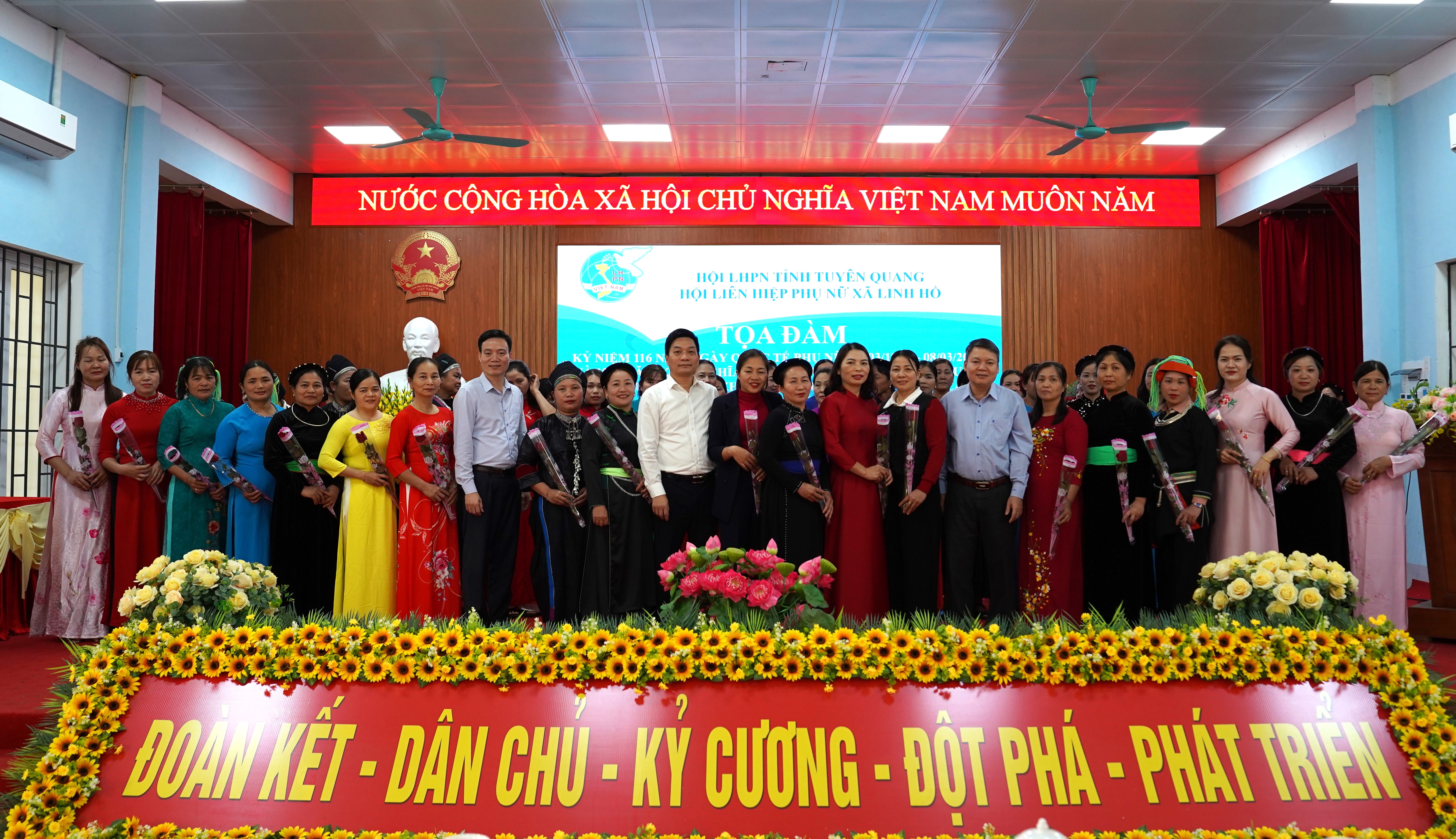 Toạ đ&agrave;m 6.JPG