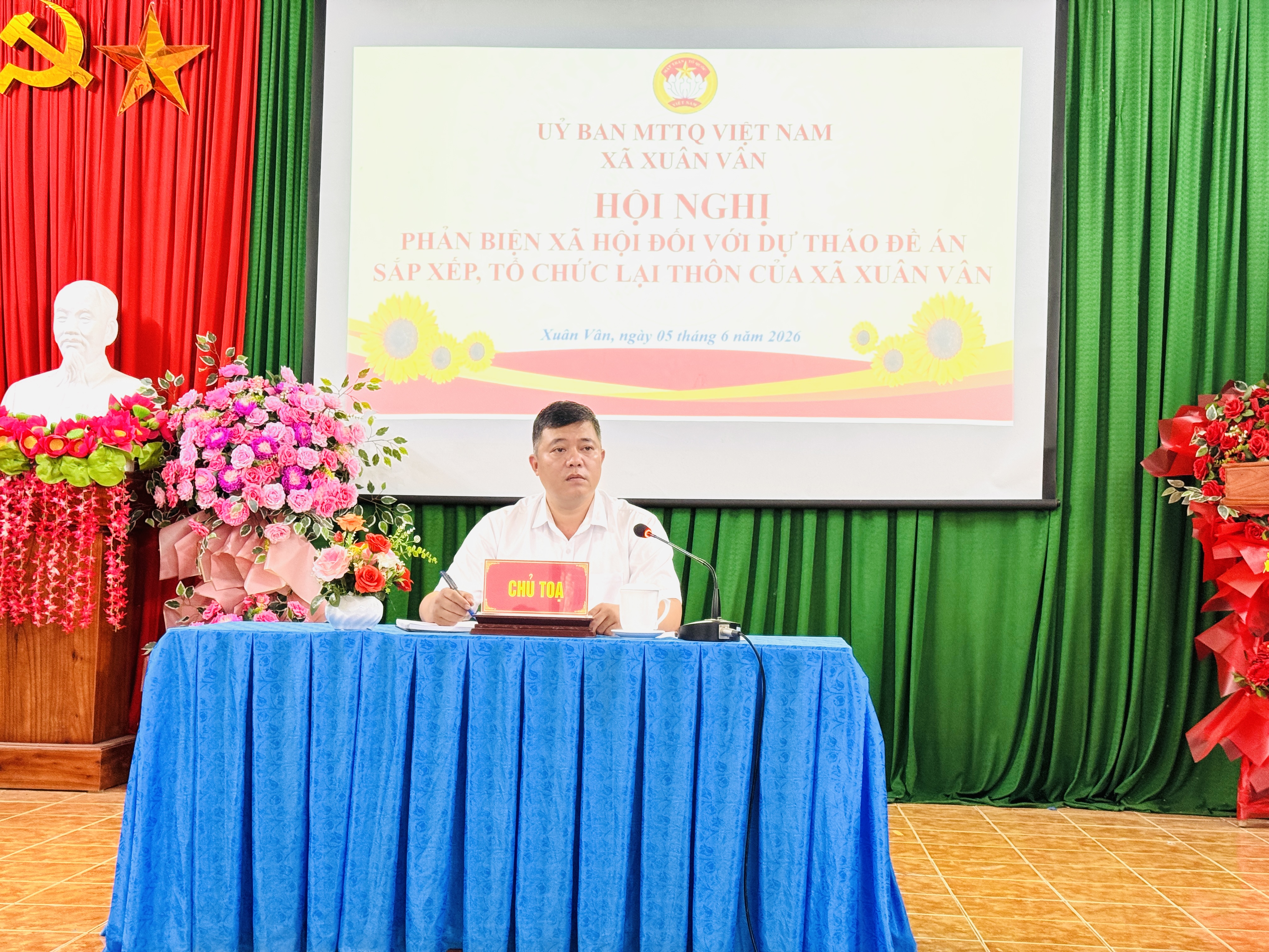 ỦY BAN MTTQ VIỆT NAM XÃ XUÂN VÂN TỔ CHỨC HỘI NGHỊ PHẢN BIỆN XÃ HỘI ĐỐI VỚI DỰ THẢO ĐỀ ÁN SẮP XẾP, TỔ CHỨC LẠI THÔN