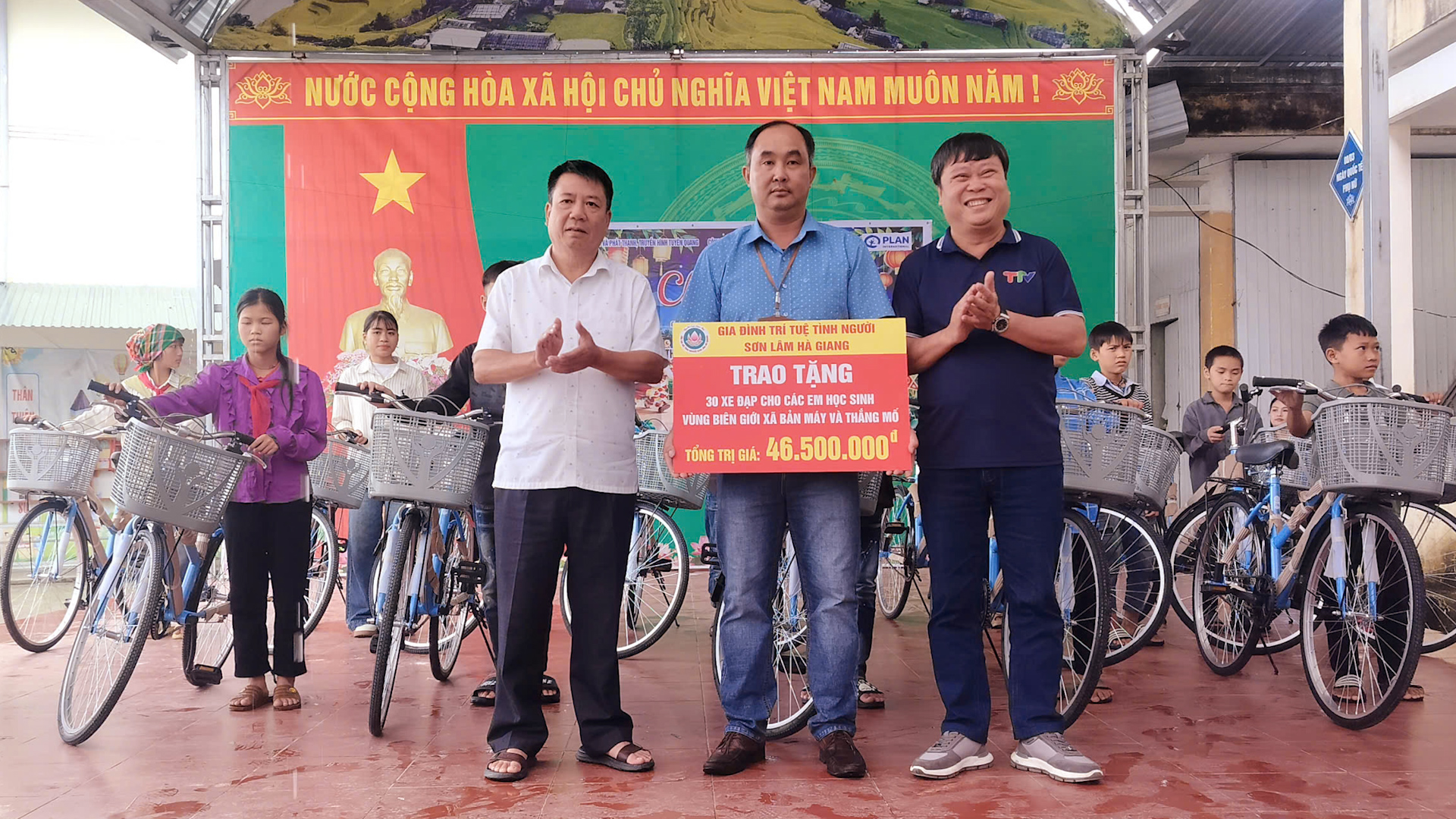 “VUI TẾT TRUNG THU NĂM 2026” TẠI TRƯỜNG PTDTBT THCS CHIẾN PHỐ XÃ BẢN MÁY 