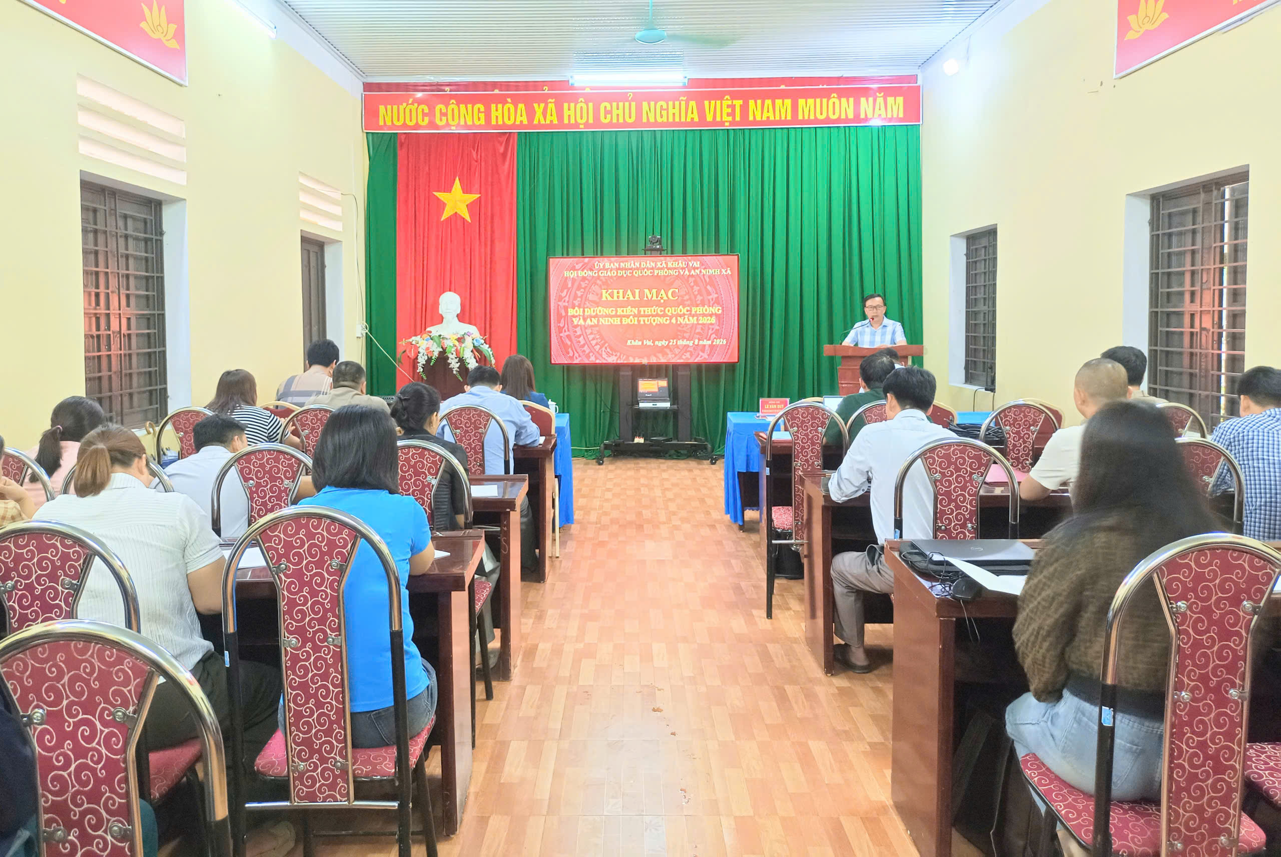 Khâu Vai khai mạc lớp lớp bồi dưỡng kiến thức quốc phòng và an ninh đối tượng 4 năm 2026