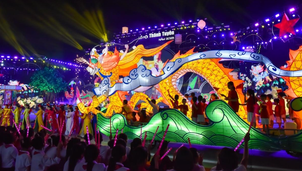 Tăng cường quản lý hoạt động diễn diễu mô hình đèn Trung thu trong Lễ hội Thành Tuyên 2025