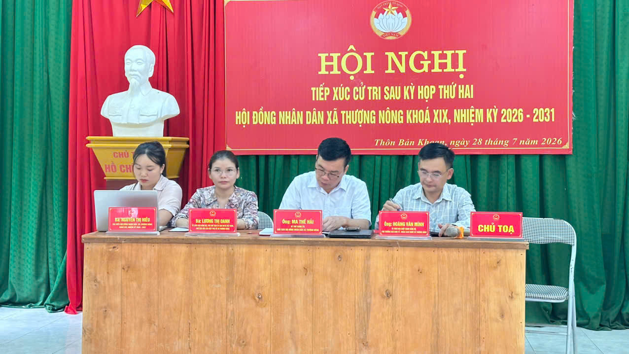 tiếp xuc ban 5.jpg
