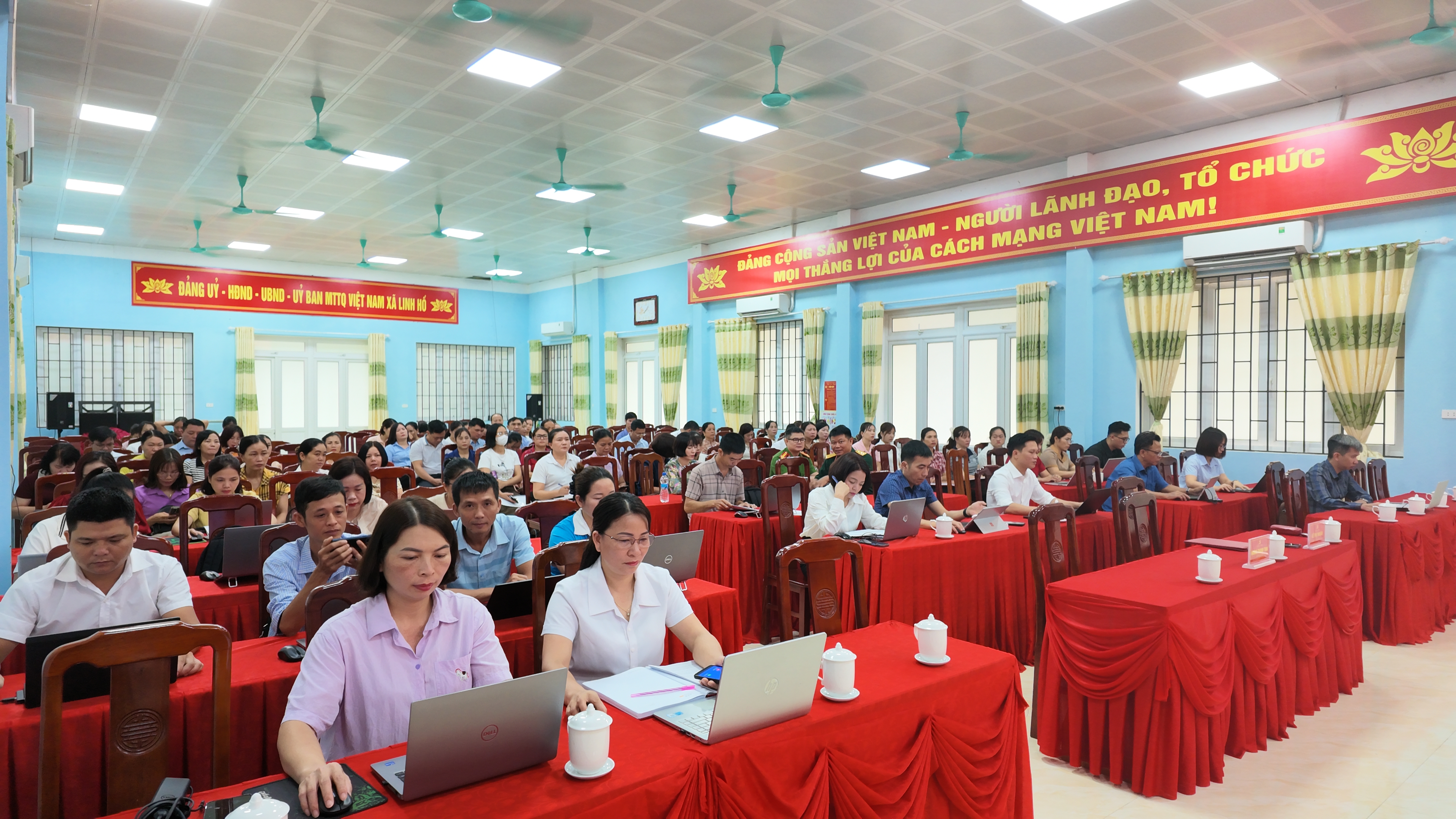 NQ gi&aacute;o dục 4.JPG