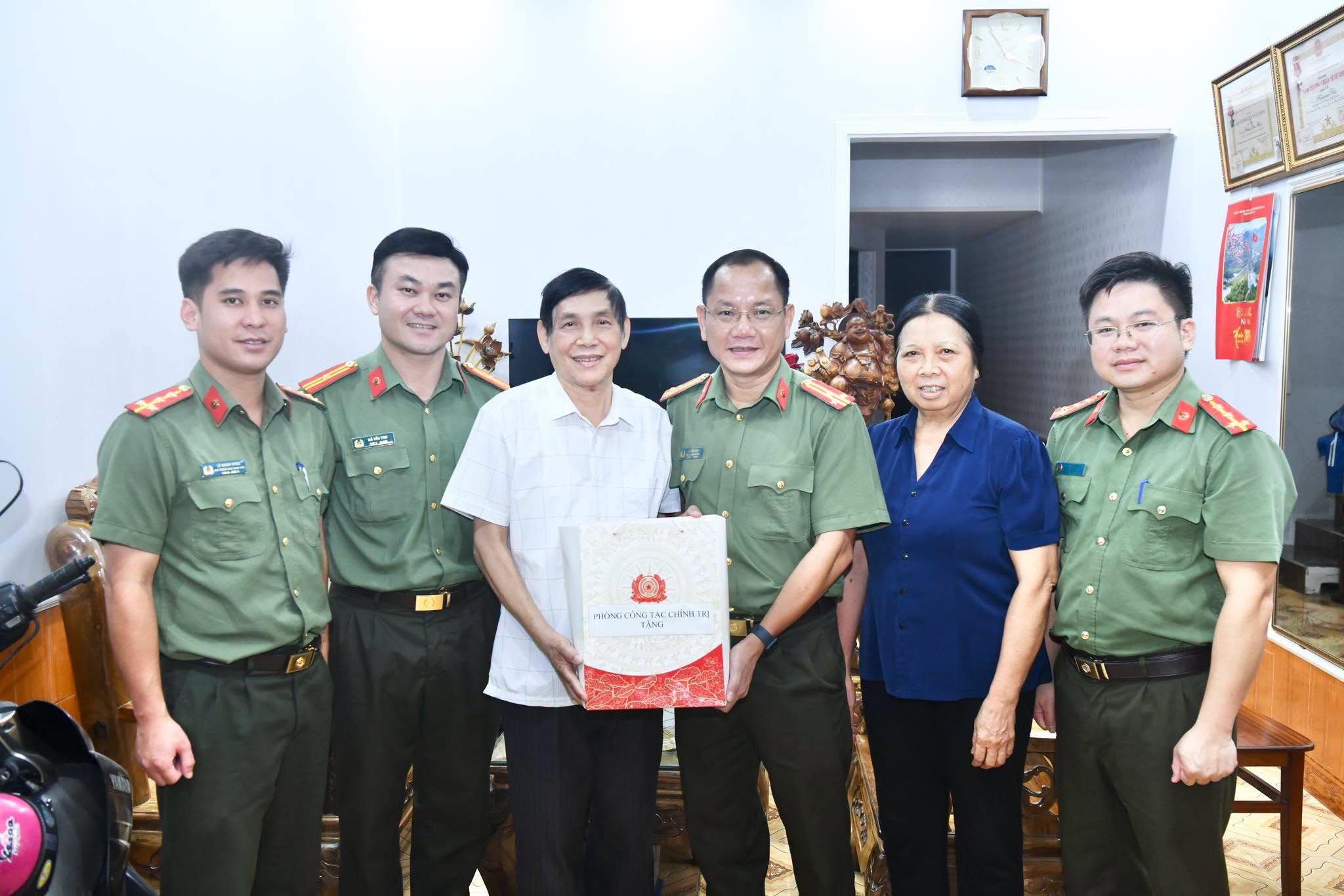CÔNG AN TỈNH TUYÊN QUANG TỔ CHỨC NHIỀU HOẠT ĐỘNG THIẾT THỰC NHÂN KỶ NIỆM 79 NĂM NGÀY THƯƠNG BINH - LIỆT SĨ
