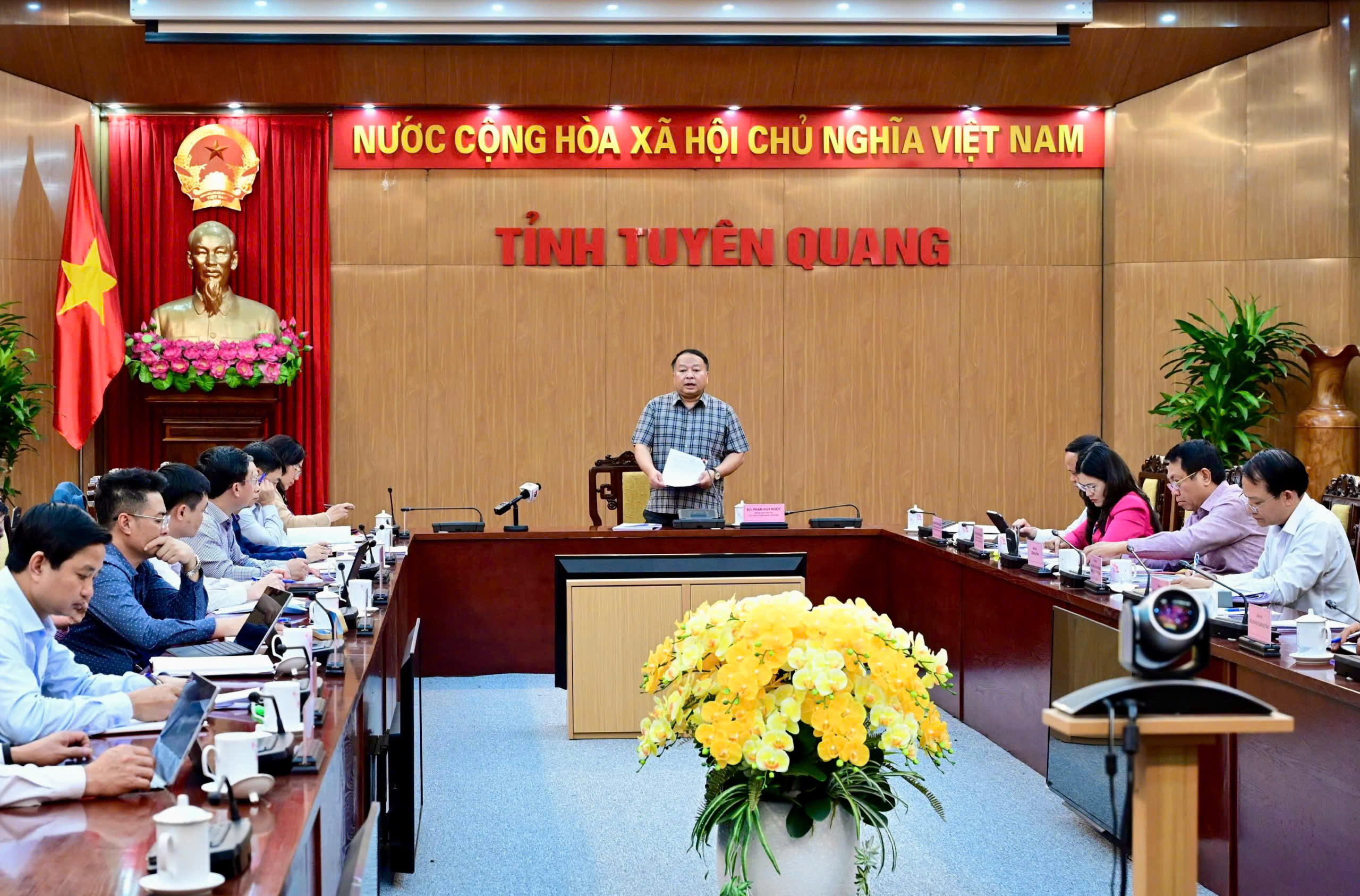 Họp nghe báo cáo Khung định hướng điều chỉnh Quy hoạch tỉnh