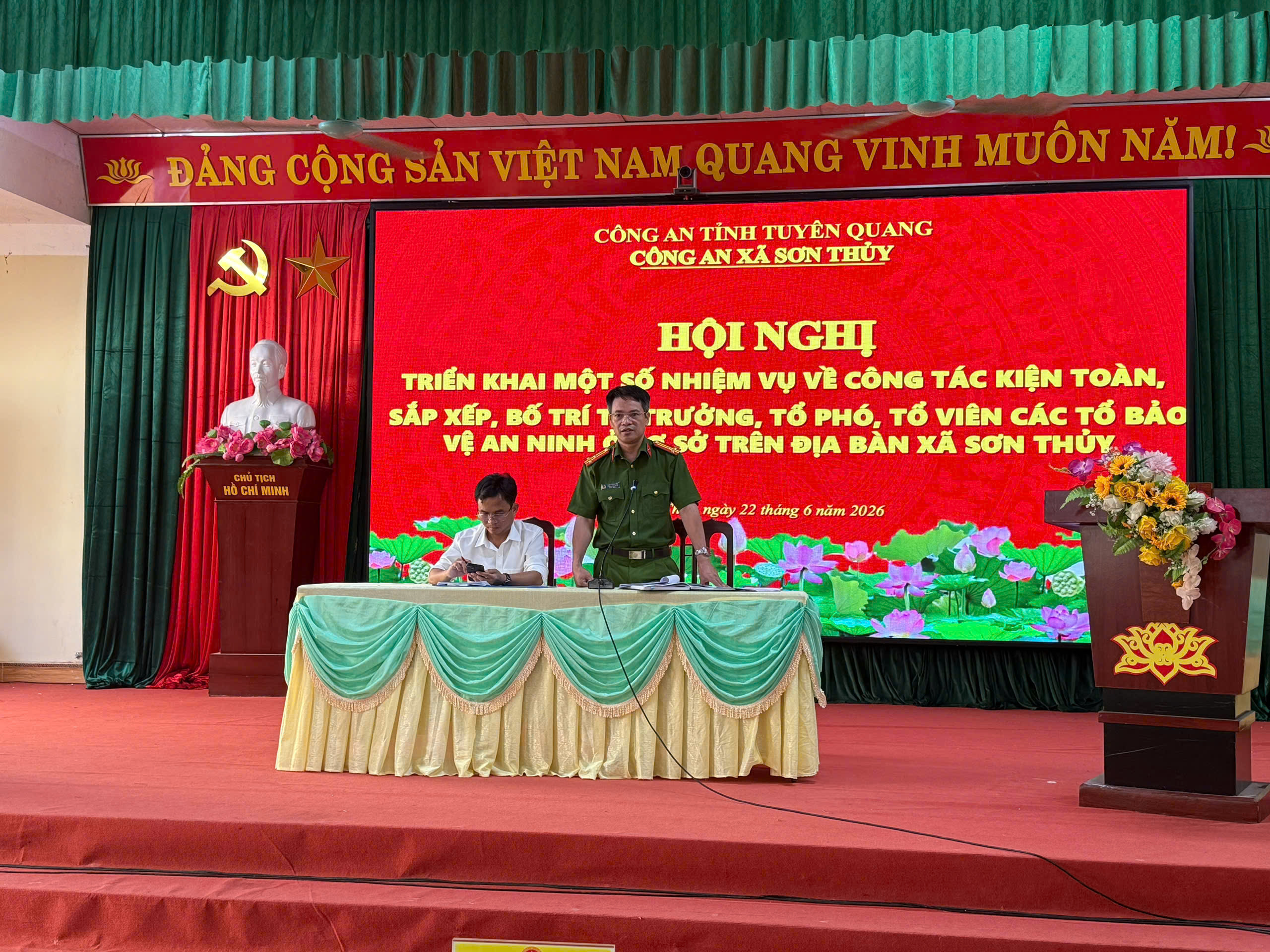 CÔNG AN XÃ SƠN THỦY THAM MƯU TỔ CHỨC HỘI NGHỊ TRIỂN KHAI MỘT SỐ NHIỆM VỤ VỀ CÔNG TÁC KIỆN TOÀN, SẮP XẾP, BỐ TRÍ THÀNH VIÊN CÁC TỔ BẢO VỆ AN NINH, TRẬT TỰ Ở CƠ SỞ TRÊN ĐỊA BÀN XÃ 
