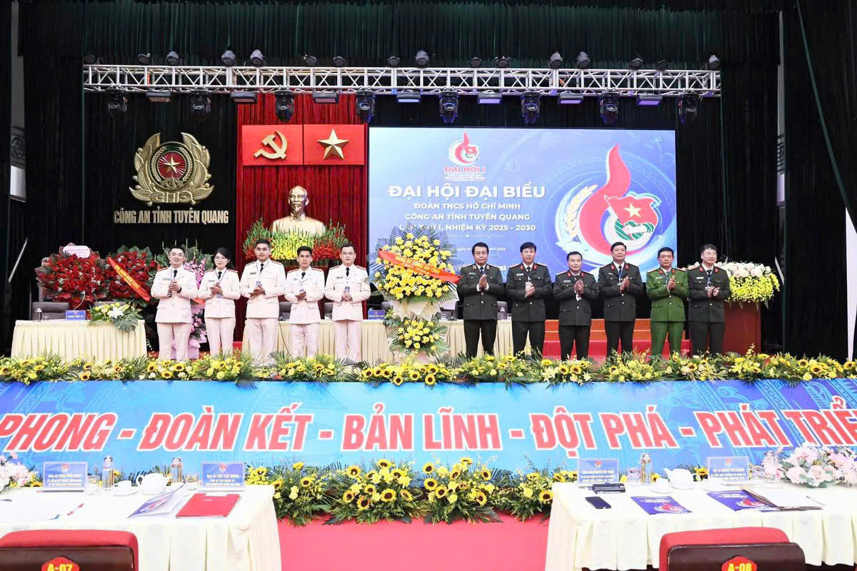 TUỔI TRẺ CÔNG AN TỈNH TUYÊN QUANG “MỘT CHẶNG ĐƯỜNG KHÁT VỌNG”