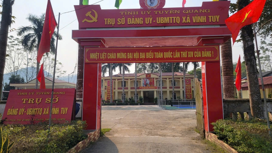 trụ sở Đảng ủy x&atilde;1.jpg