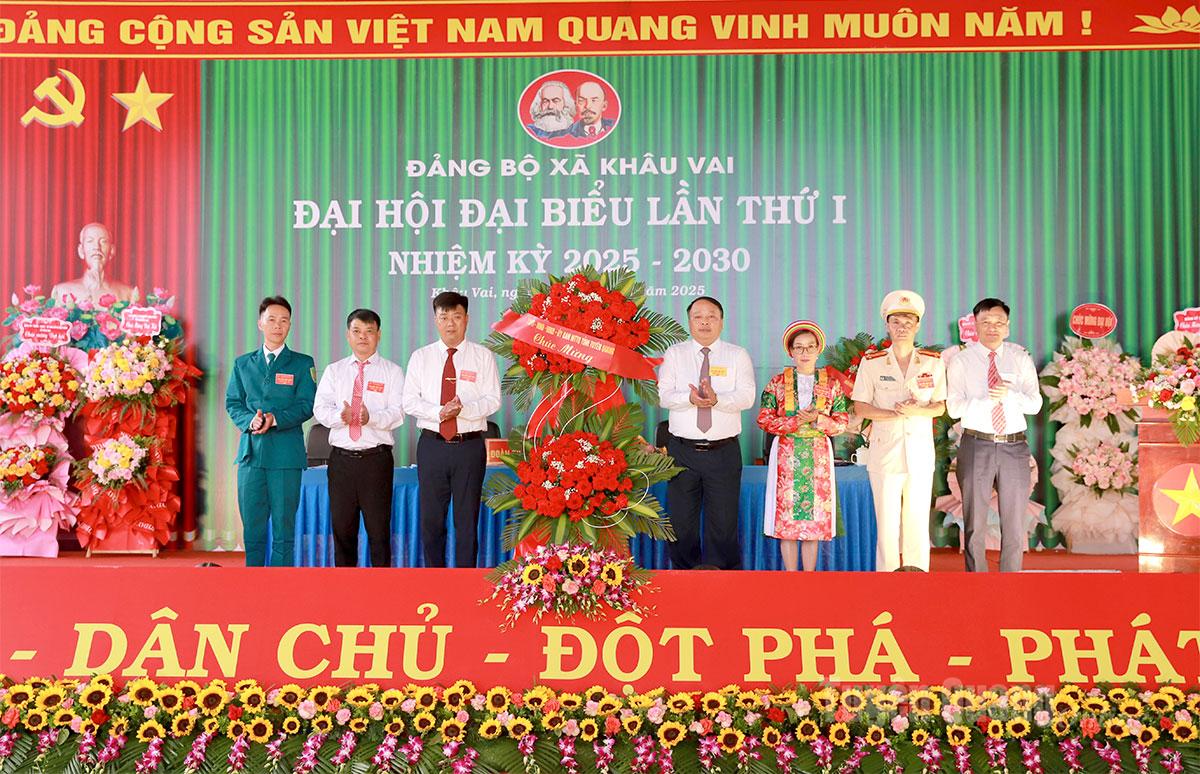 Phó Bí thư Tỉnh ủy, Chủ tịch UBND tỉnh Phan Huy Ngọc: Khâu Vai phải đặt mục tiêu đưa ngành Du lịch trở thành ngành kinh tế mũi nhọn