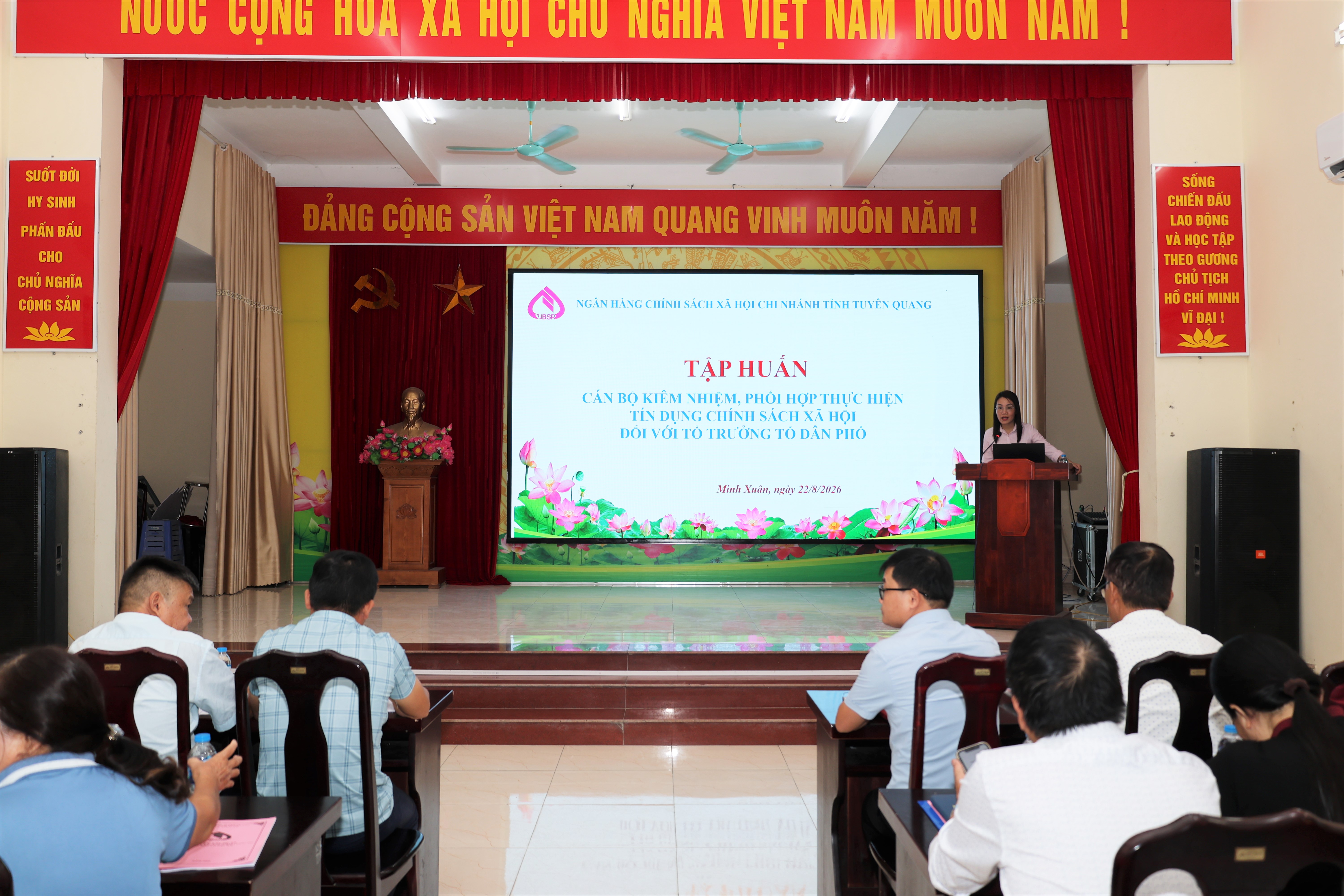 Tập huấn nghiệp vụ tín dụng chính sách xã hội cho tổ trưởng tổ dân phố phường Minh Xuân