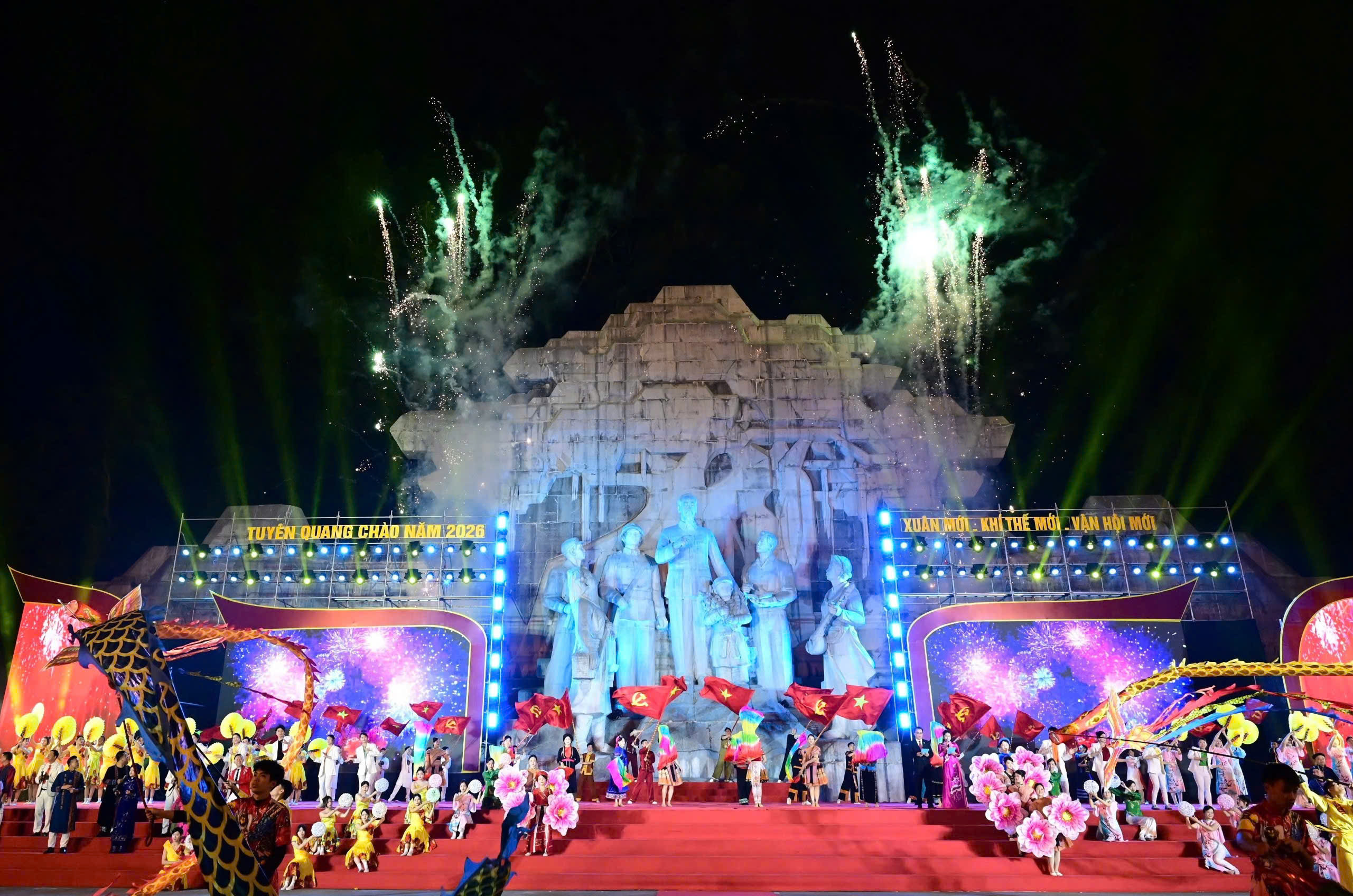 Tuyên Quang chào năm 2026: “Xuân mới - Khí thế mới - Vận hội mới”