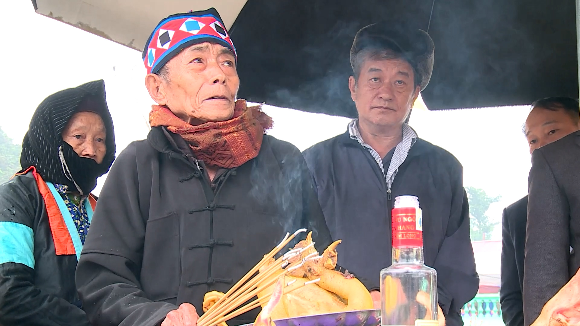 PS Đại hội Đảng bộ x&atilde; Y&ecirc;n Hoa.00_11_29_14.Still006.jpg