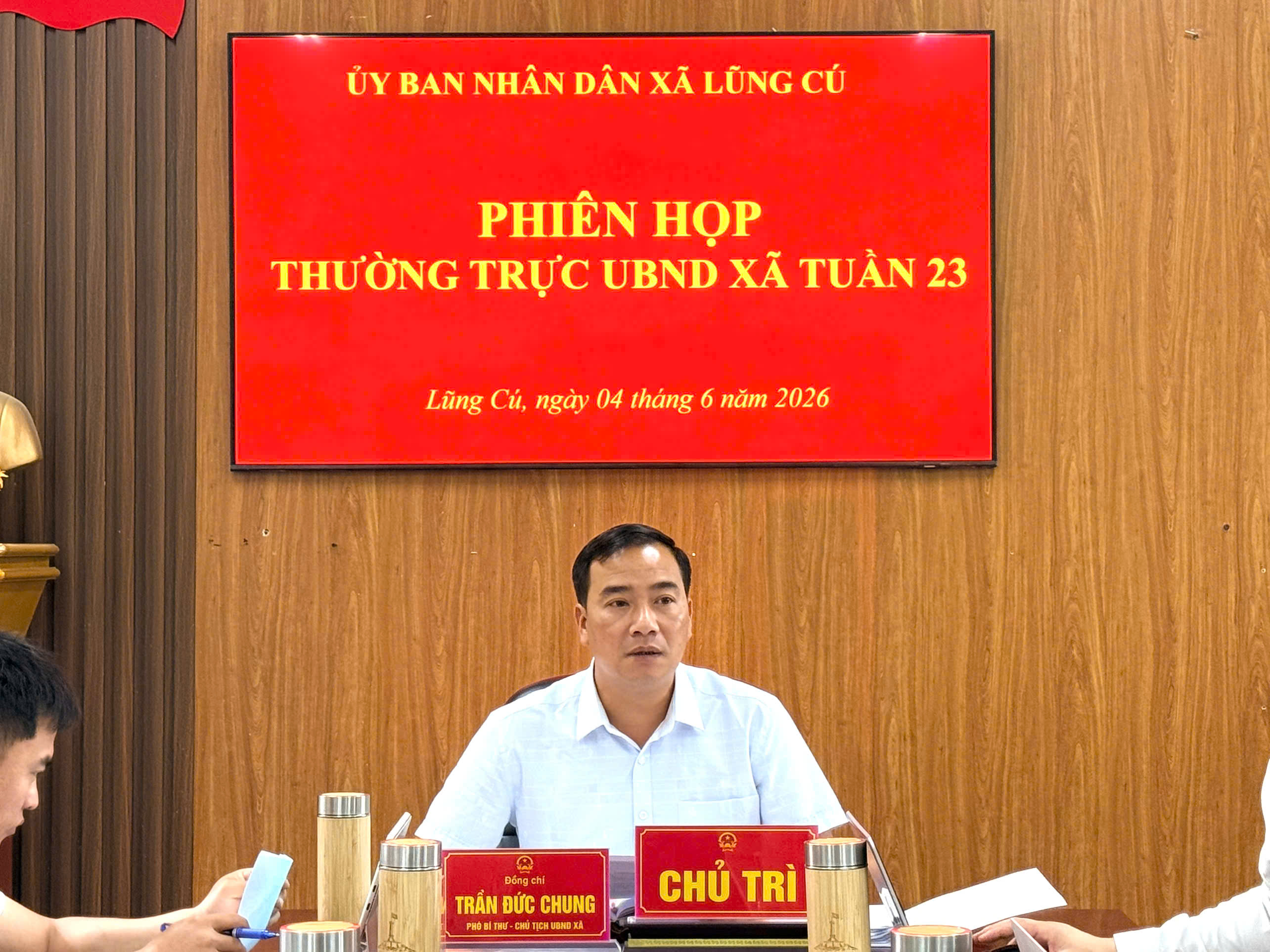THƯỜNG TRỰC UBND XÃ LŨNG CÚ HỌP TRIỂN KHAI NHIỀU NHIỆM VỤ TRỌNG TÂM PHÁT TRIỂN KINH TẾ - XÃ HỘI