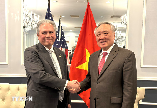 Doanh nghiệp Hoa Kỳ quan tâm mở rộng đầu tư vào tài chính-công nghệ tại Việt Nam