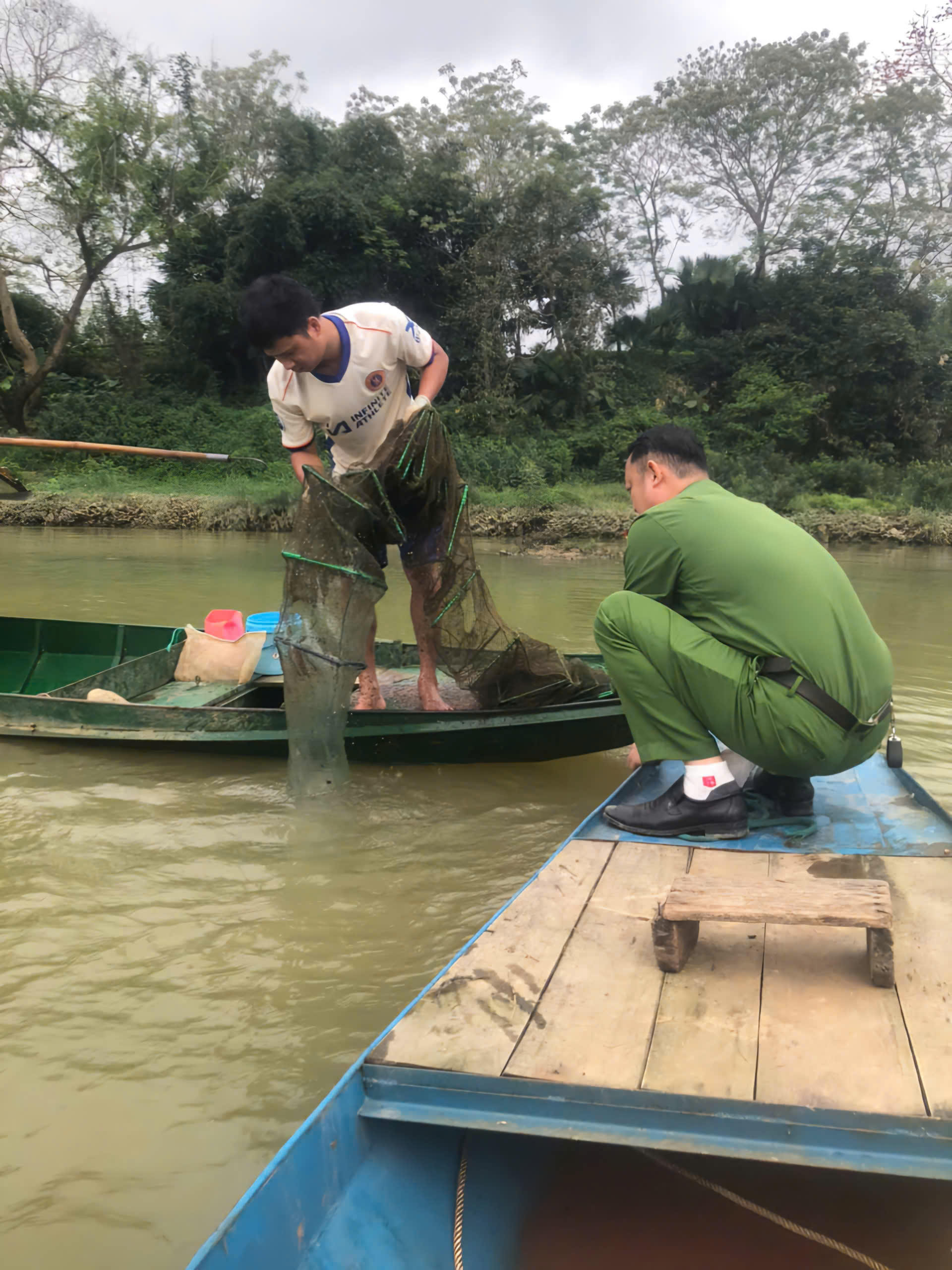 C an tuần tra..jpg