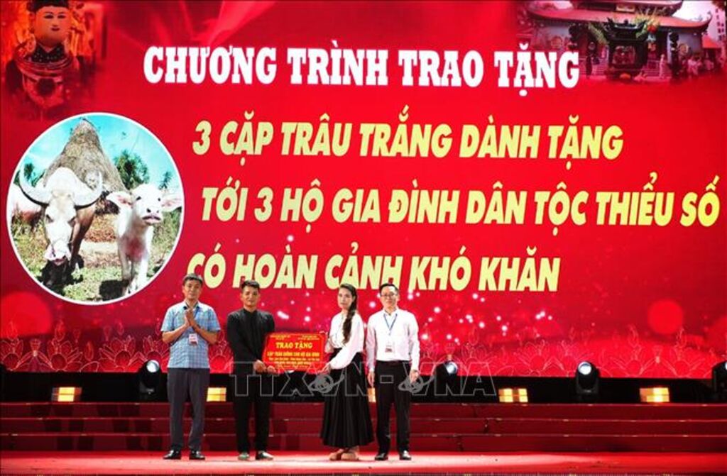 Giữ nét đẹp văn hóa và đạo lý hướng về nguồn cội