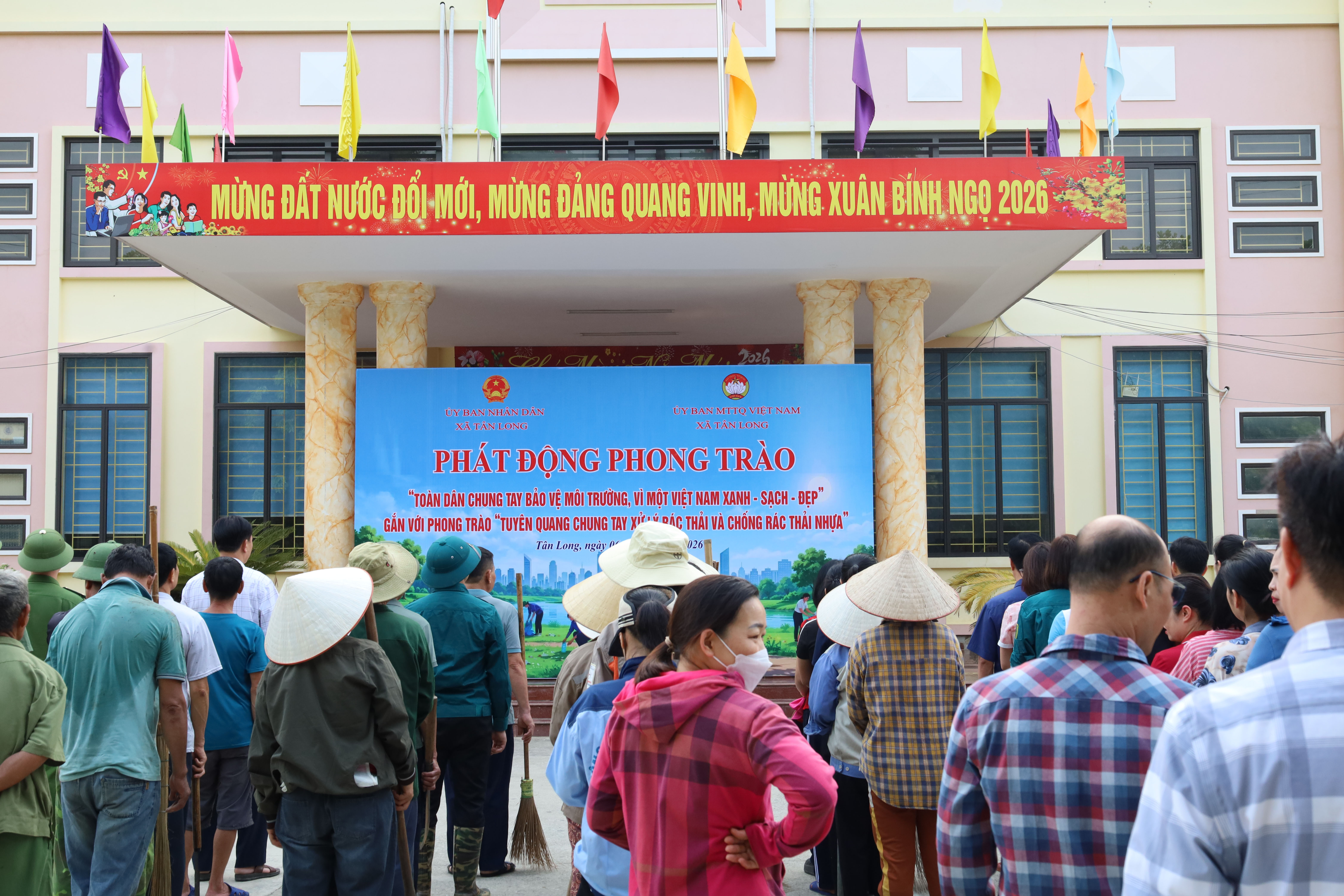Xã Tân Long tổ chức Lễ phát động Toàn dân chung tay bảo vệ môi trường