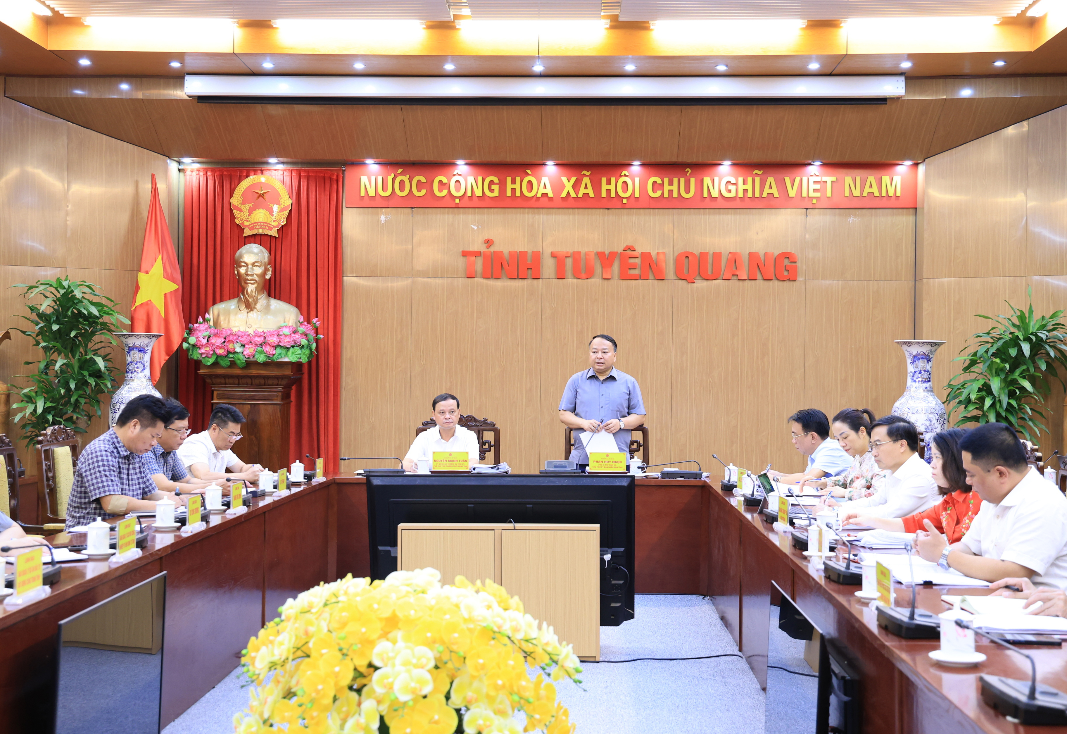 Chủ tịch UBND tỉnh Phan Huy Ngọc: Khẩn trương tháo gỡ dứt điểm các dự án tồn đọng, đẩy nhanh xây dựng cơ sở dữ liệu đất đai