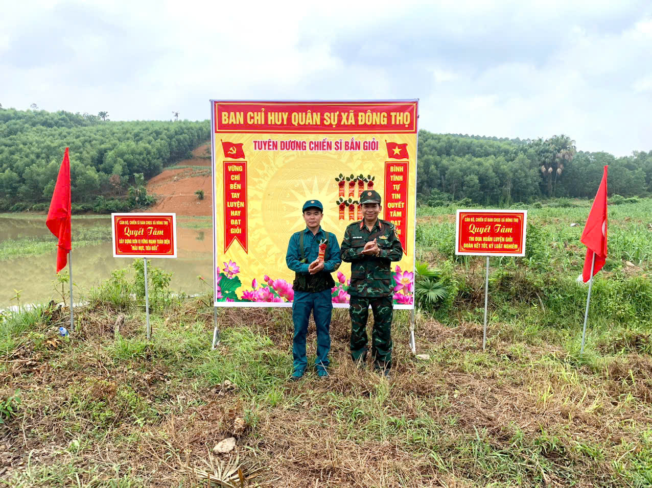 BAN CHỈ HUY QUÂN SỰ XÃ ĐÔNG THỌ TỔ CHỨC KIỂM TRA BẮN ĐẠN THẬT NĂM 2026 ĐỐI TƯỢNG DÂN QUÂN CƠ ĐỘNG 