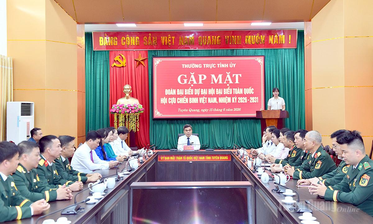Thường trực Tỉnh ủy gặp mặt Đoàn đại biểu dự Đại hội đại biểu toàn quốc Hội Cựu chiến binh Việt Nam lần thứ VIII