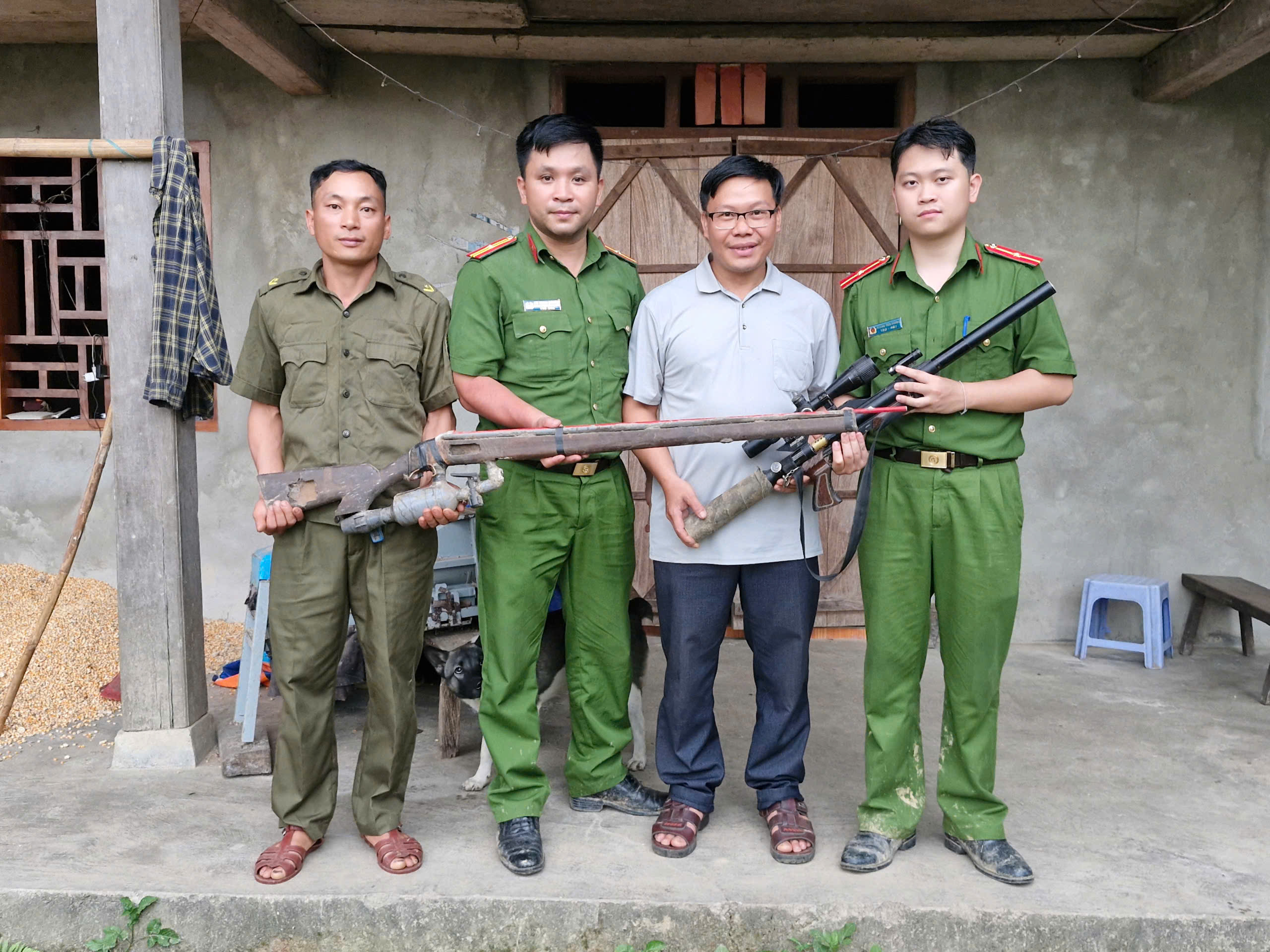 TẤM GƯƠNG SÁNG TRONG PHONG TRÀO THU HỒI VŨ KHÍ, VẬT LIỆU NỔ TẠI THÔN PHÌN SẢNG, XÃ MINH TÂN