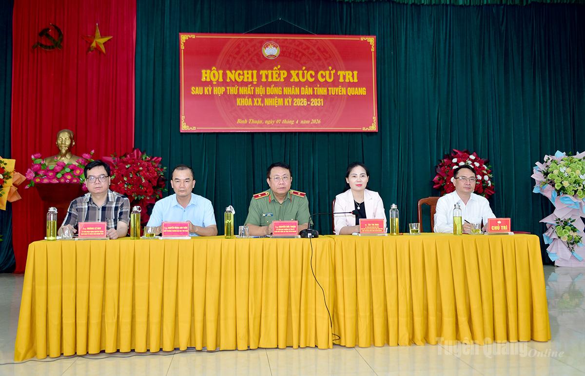 Giám đốc Công an tỉnh Nguyễn Đức Thuận tiếp xúc cử tri xã Đông Thọ và phường Bình Thuận