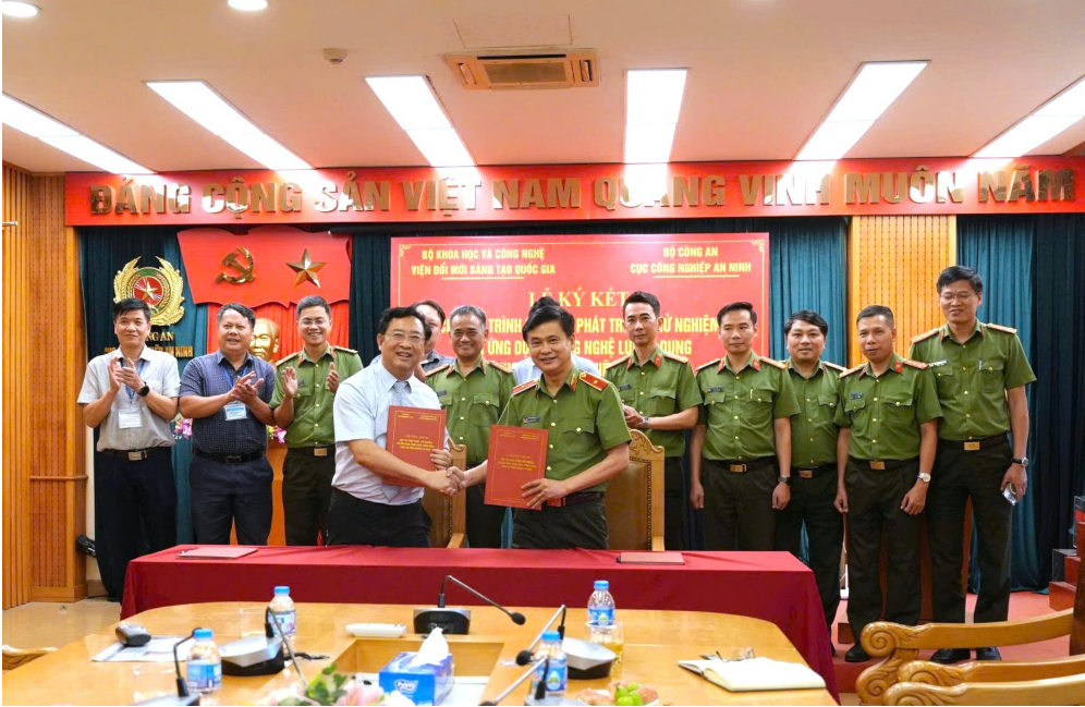 TĂNG CƯỜNG HỢP TÁC PHÁT TRIỂN, THỬ NGHIỆM VÀ ỨNG DỤNG CÔNG NGHỆ LƯỠNG DỤNG PHỤC VỤ CÔNG NGHIỆP AN NINH