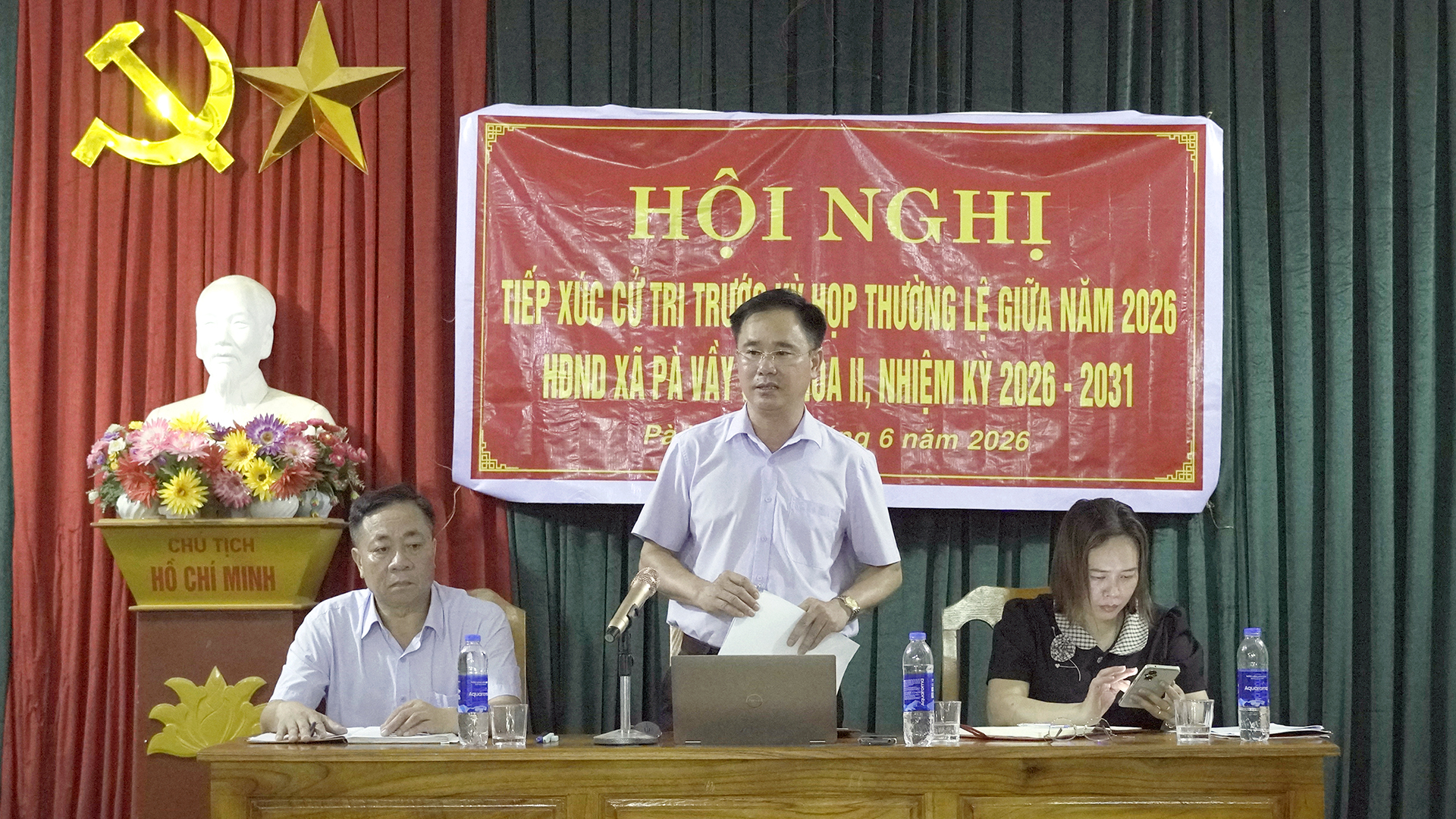 Tổ đại biểu số 01 - Hội đồng nhân dân xã tiếp xúc cử tri tại thôn Cốc Cọoc