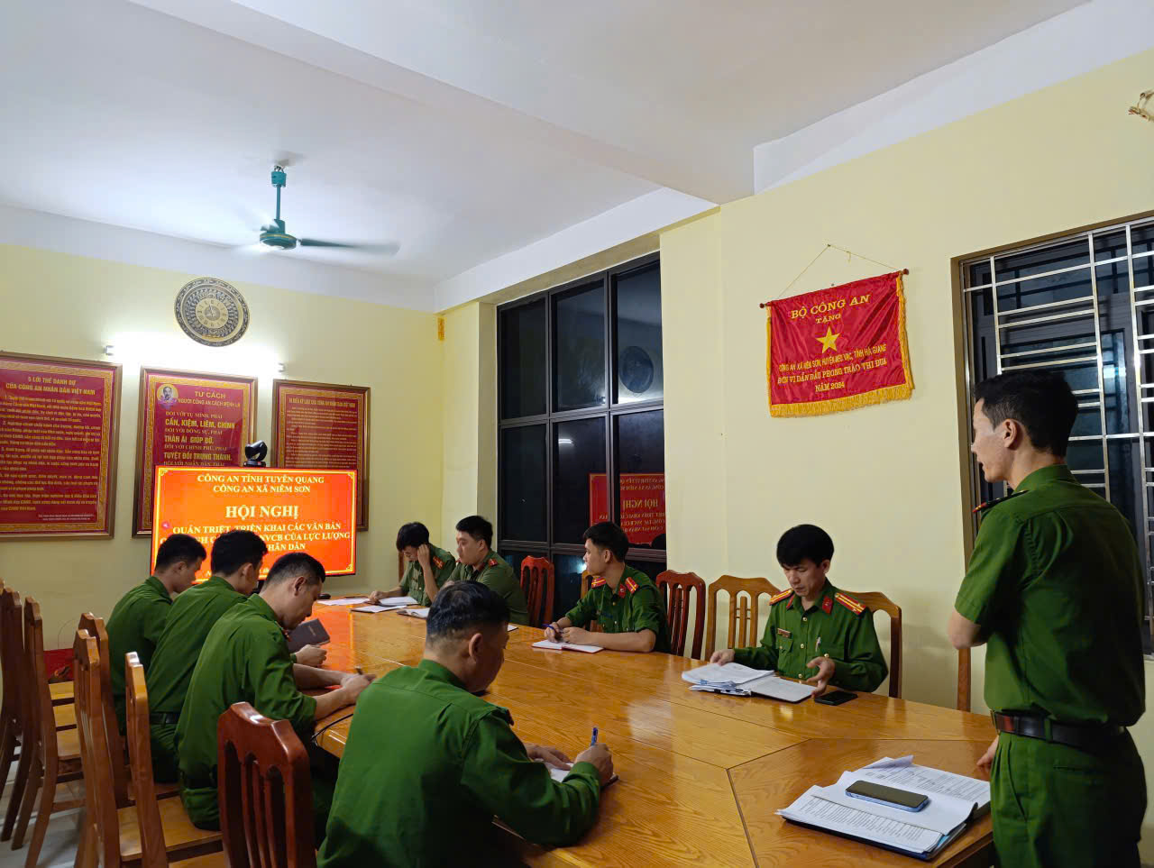 NÂNG CAO CHẤT LƯỢNG CÔNG TÁC NGHIỆP VỤ CƠ BẢN CỦA LỰC LƯỢNG CSND TRONG CÔNG AN XÃ NIÊM SƠN